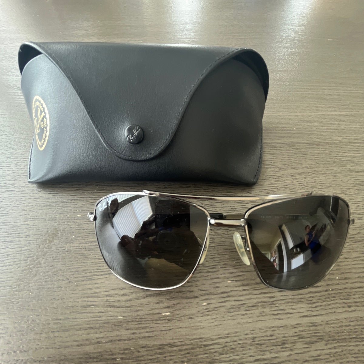 Like new, Ray Ban Aviators, Polarized