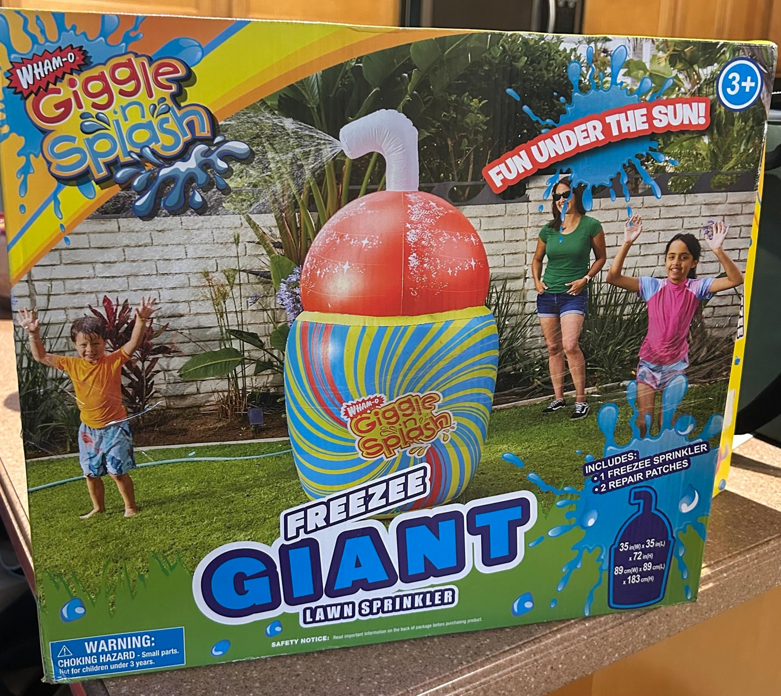 Wham-O Freeze Giant Lawn Sprinkler