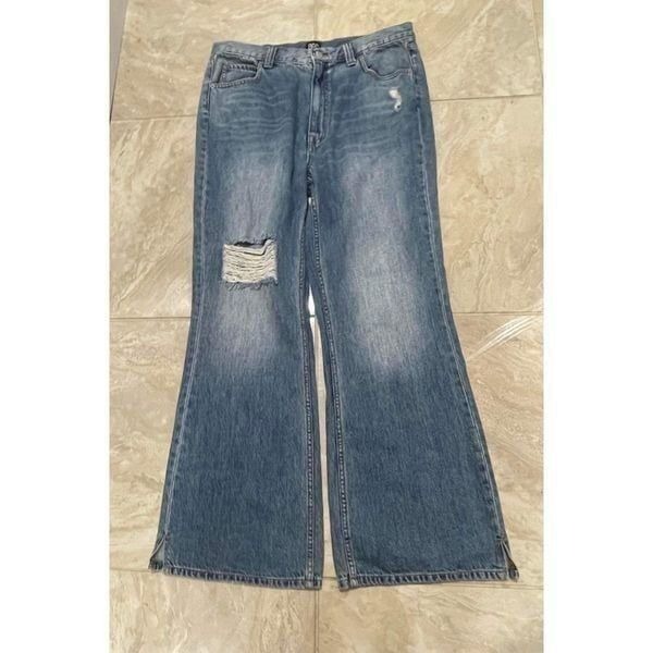 Urban Outfitters BDG Ripped Flare Jeans Size 32