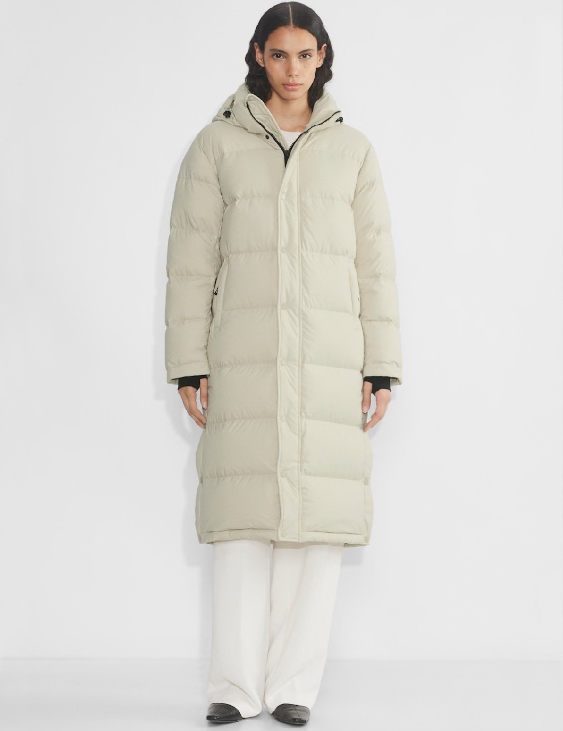 Aritzia SuperPuff L Matte Pearl