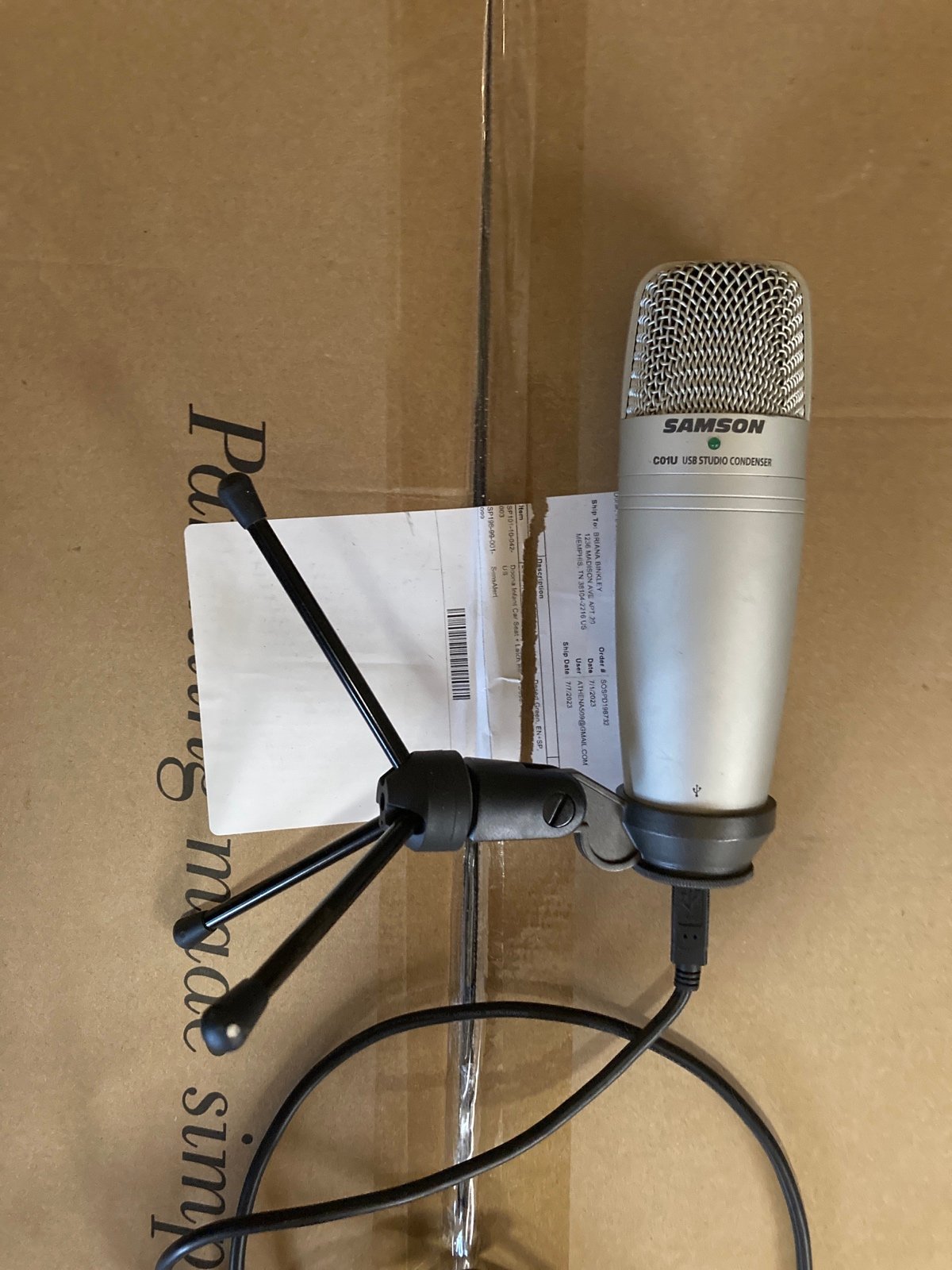 Microphone