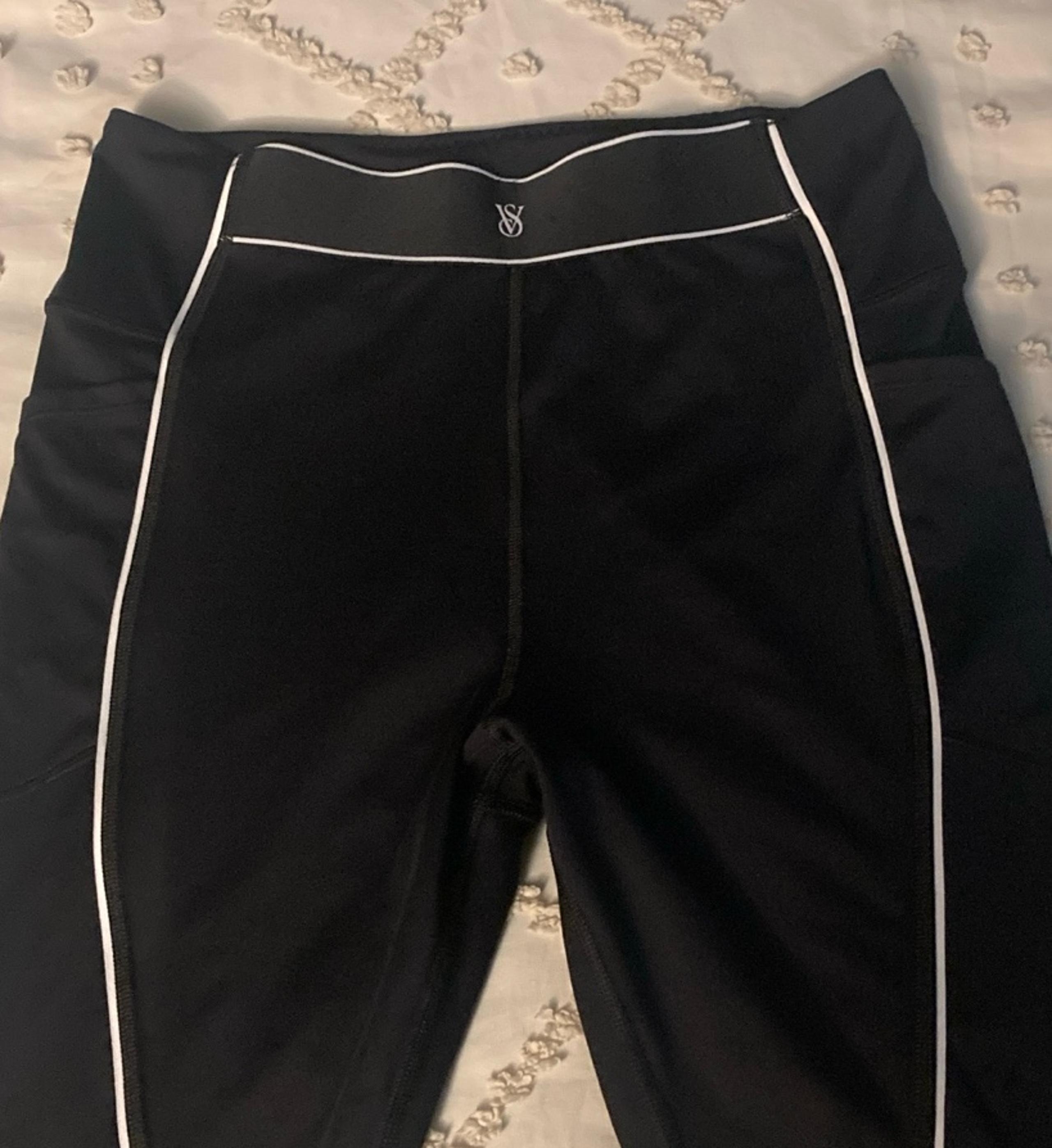 Victoria’s Secret leggings/athletic wear, Size: L. (NWOT)