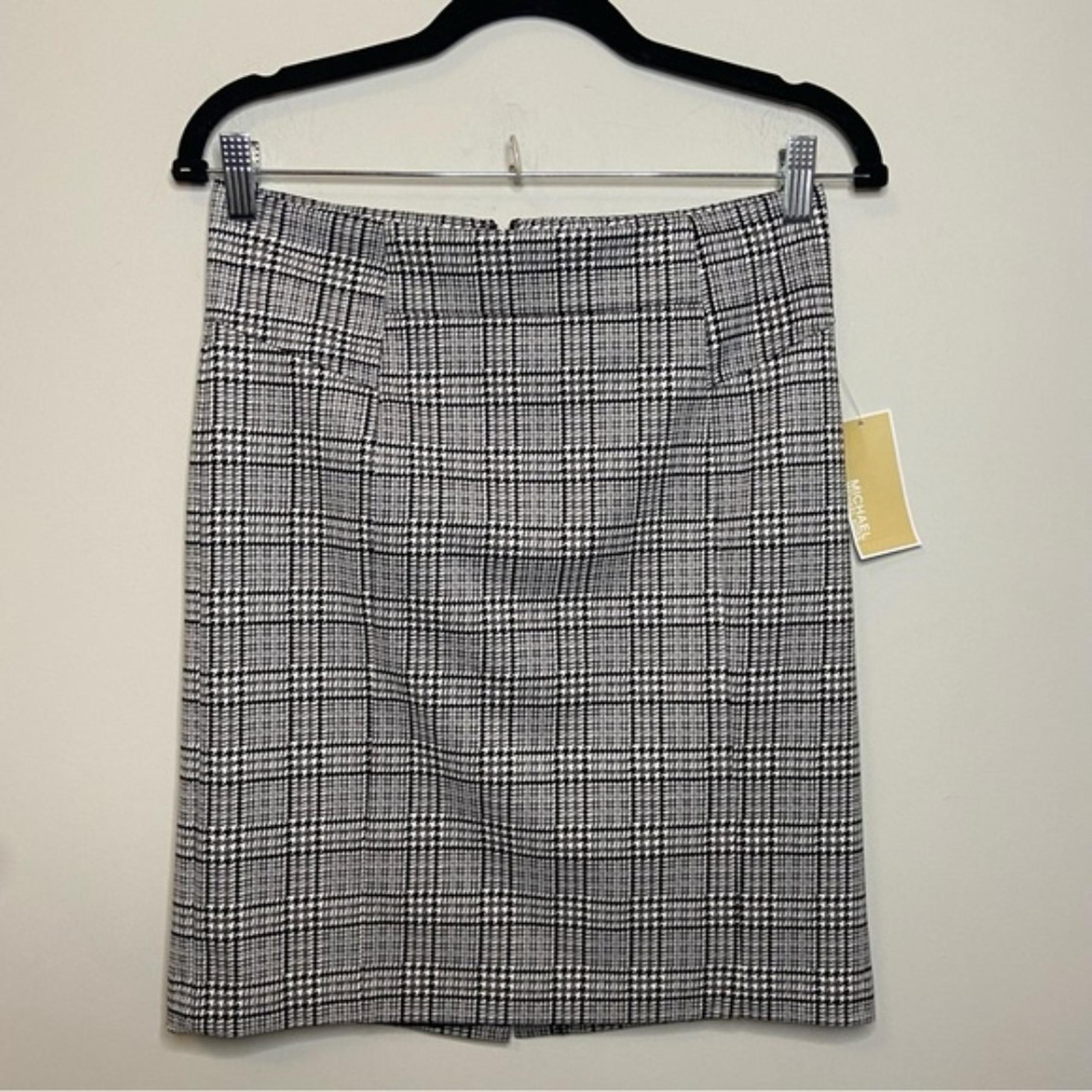 Michael Kors Black White Gray Houndstooth Check A Line Pencil Skirt Sz Small NWT