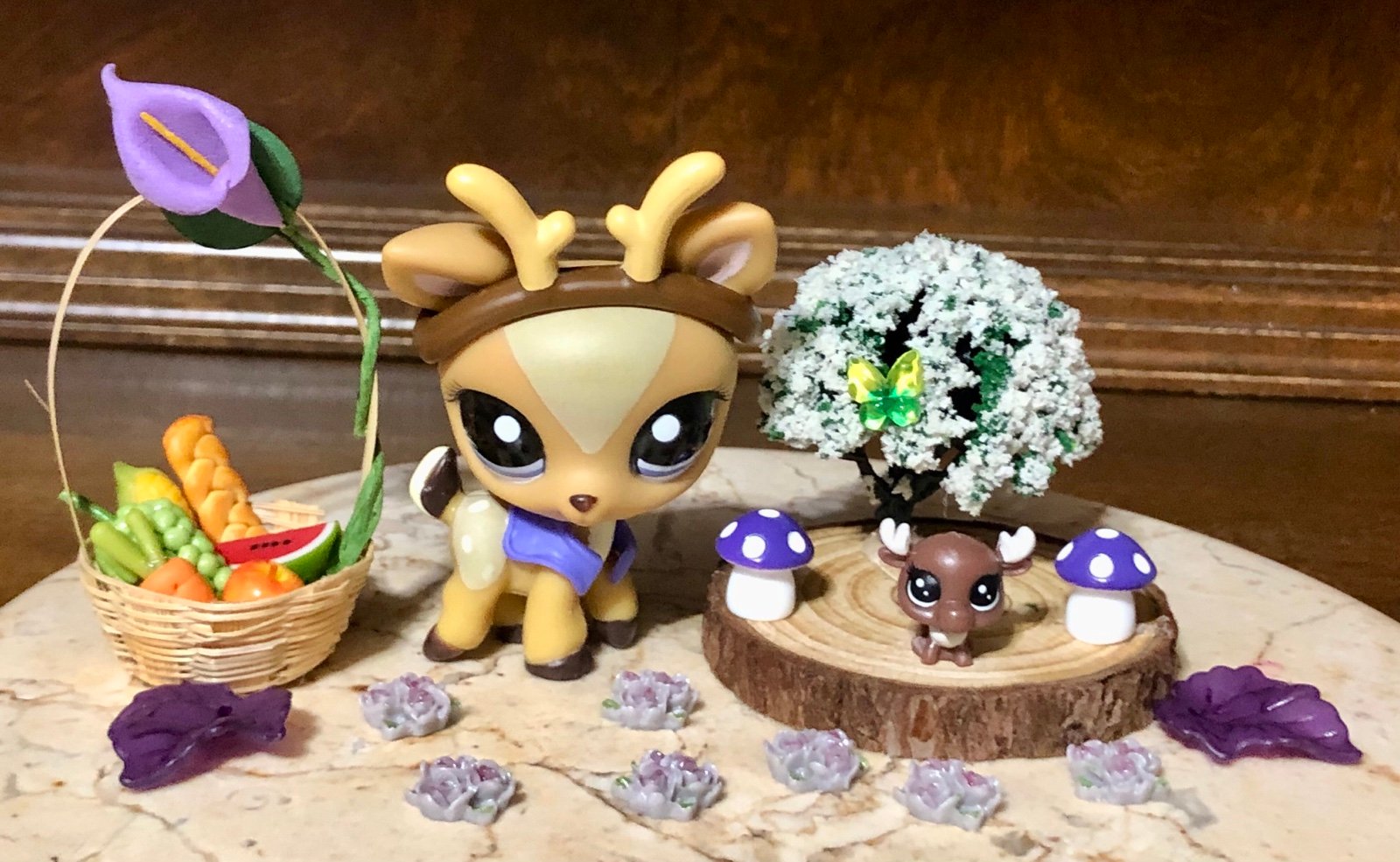 Littlest Pet Shop #1123 Deer w/ Tiny Moose