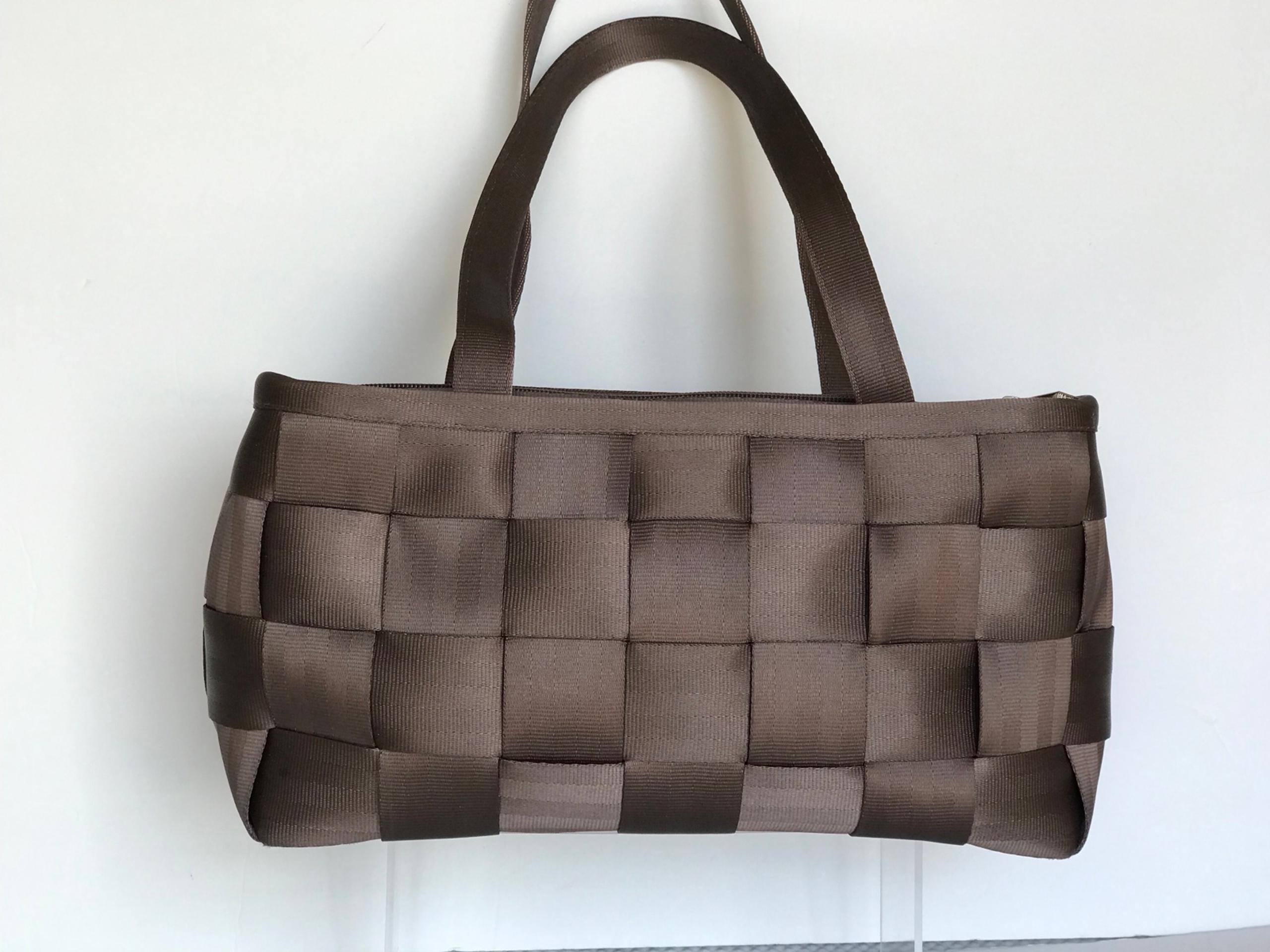 HARVEY'S The Original Seatbelt Bag Medium Tote Purse Handbag Double Top Handles