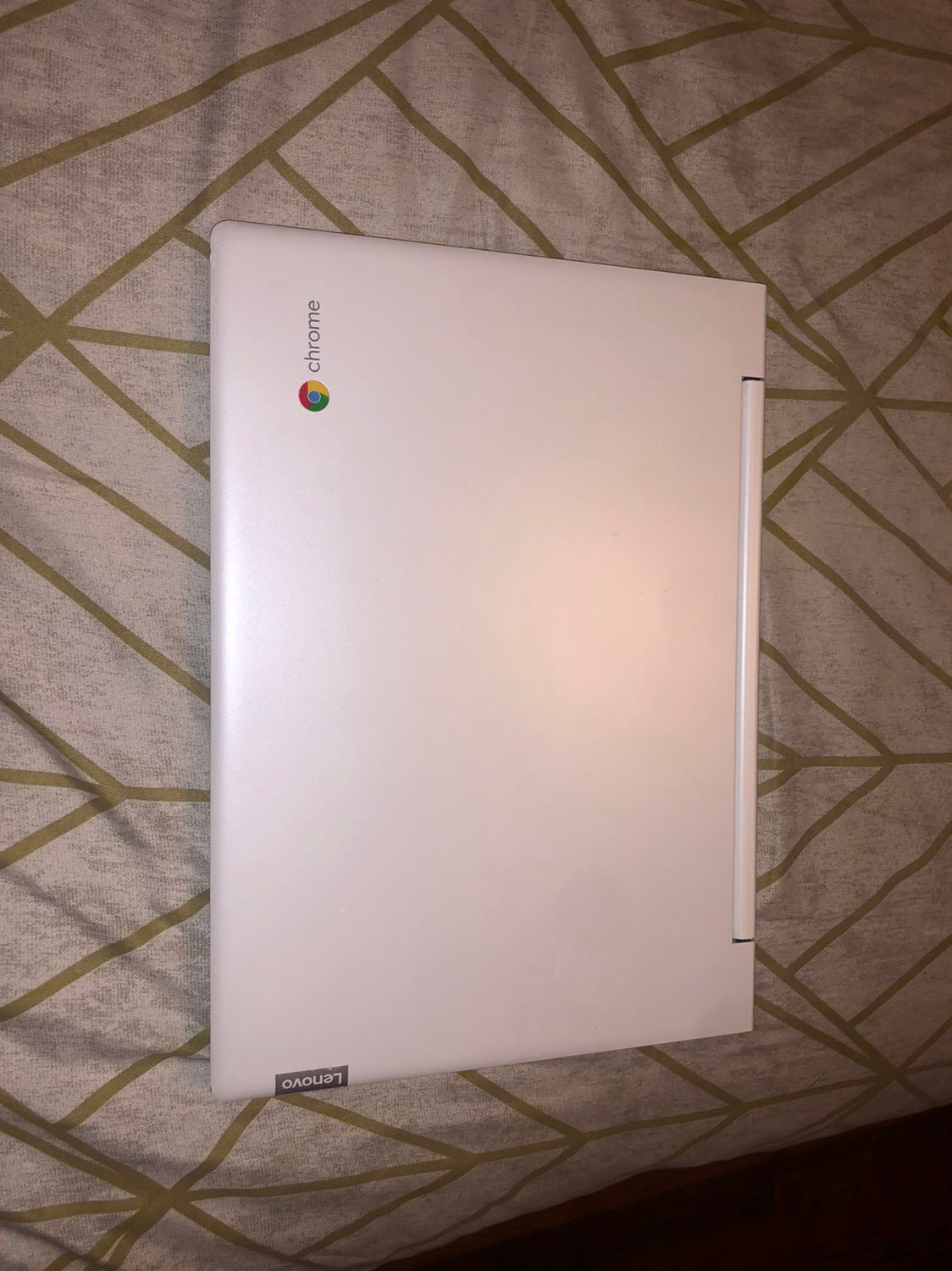Lenevo chromebook c330