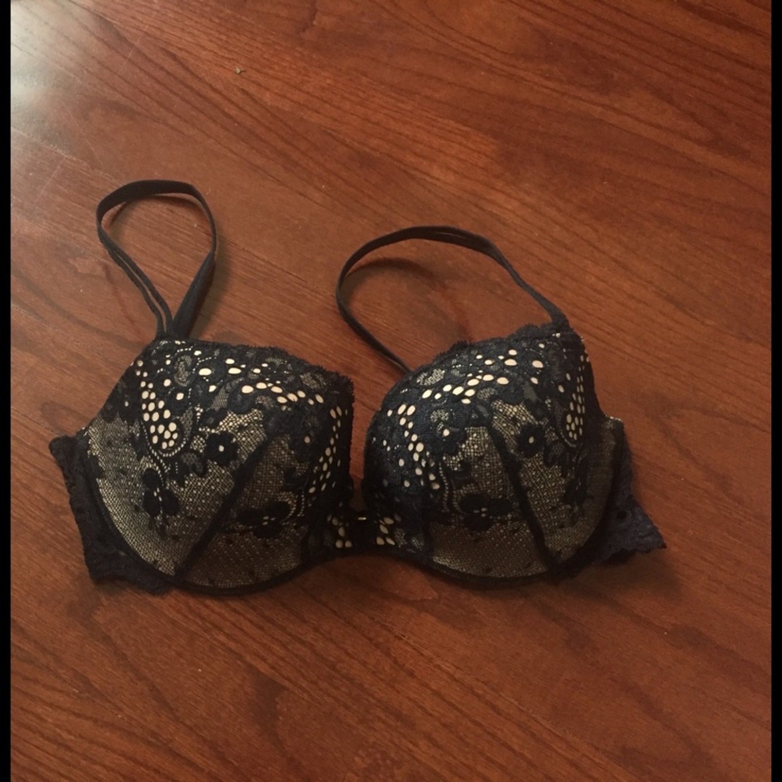 VICTORIA SECRET very Sexy Demi Bra