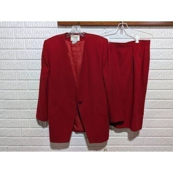 Savile Women's Red 2 Piece Set Button Single Breasted Wool Skirt Suit Size 12P