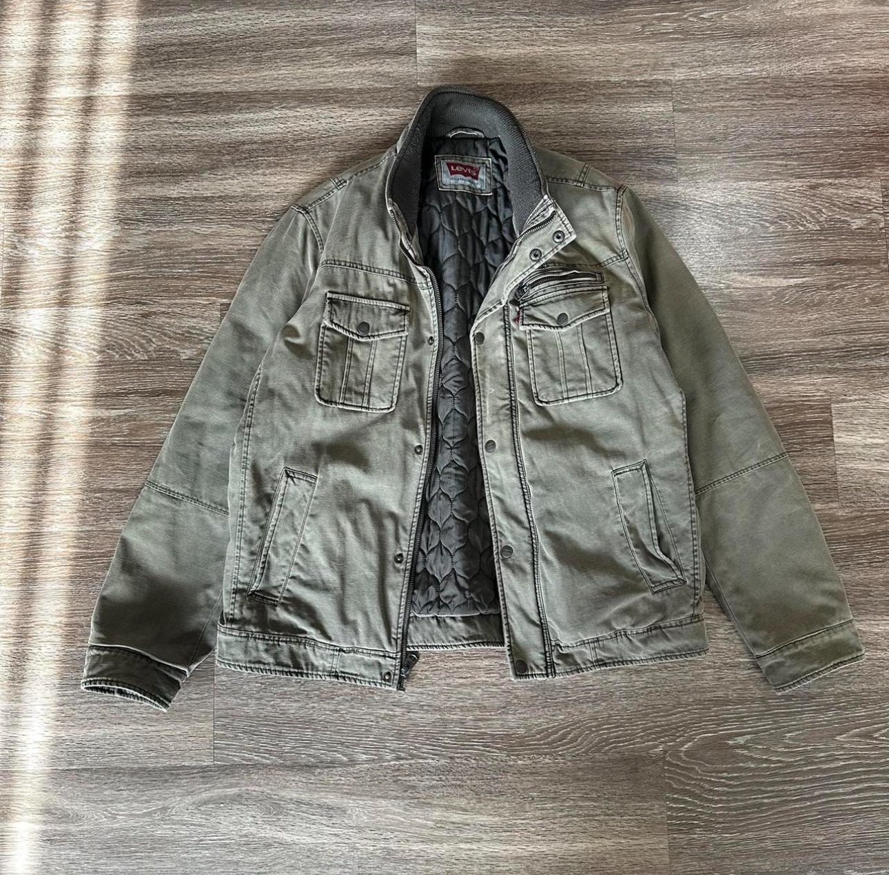 Vintage Levi's green and black jacket