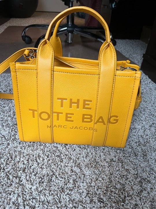 MARC JACOBS the tote bag