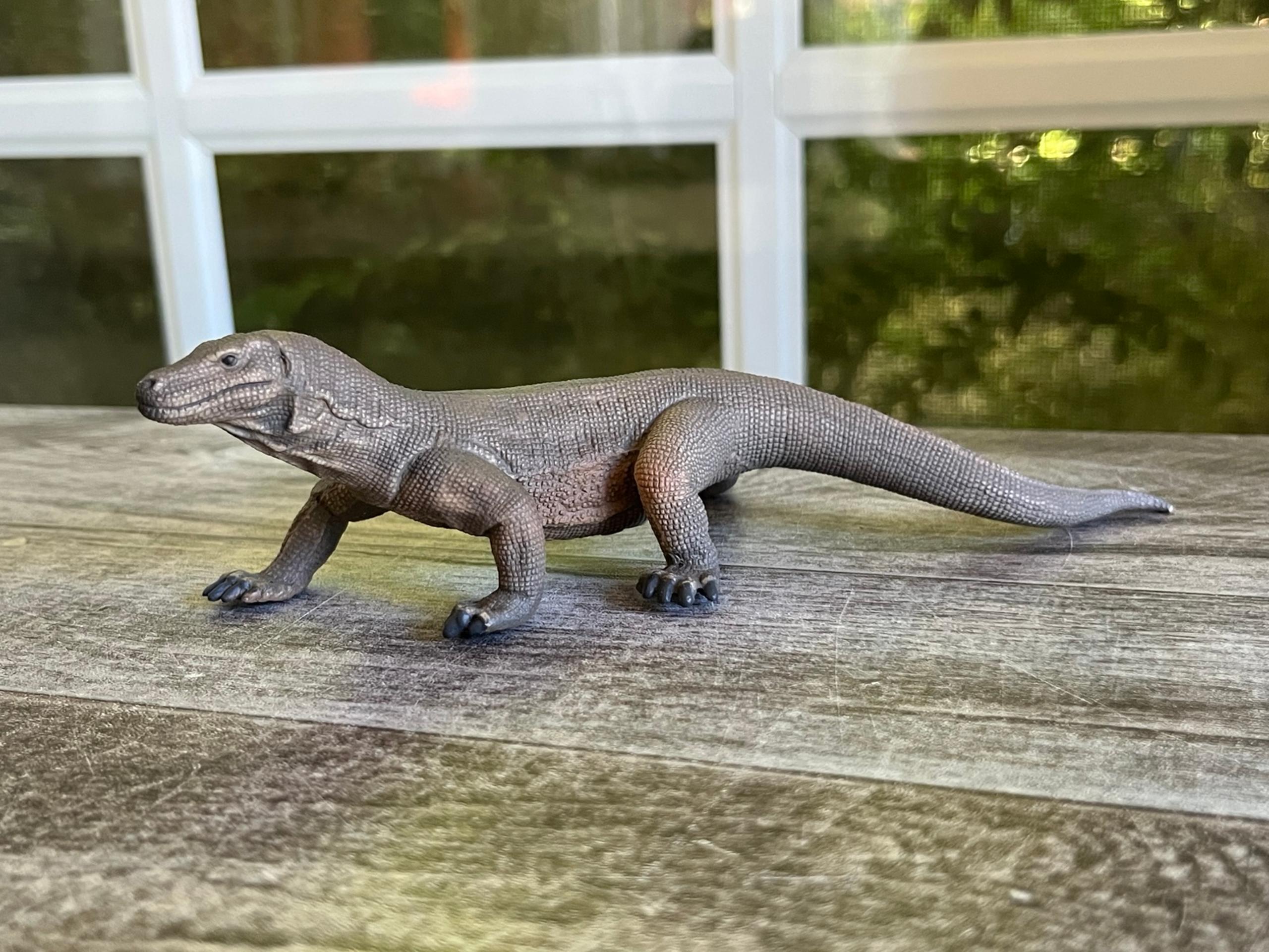 Schleich komodo dragon collectable figurines