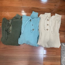 American Eagle Sweater Hoodies Bundle Size Small!!