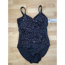 NWT Trimshaper Women’s Swimsuit Size 18 One Piece