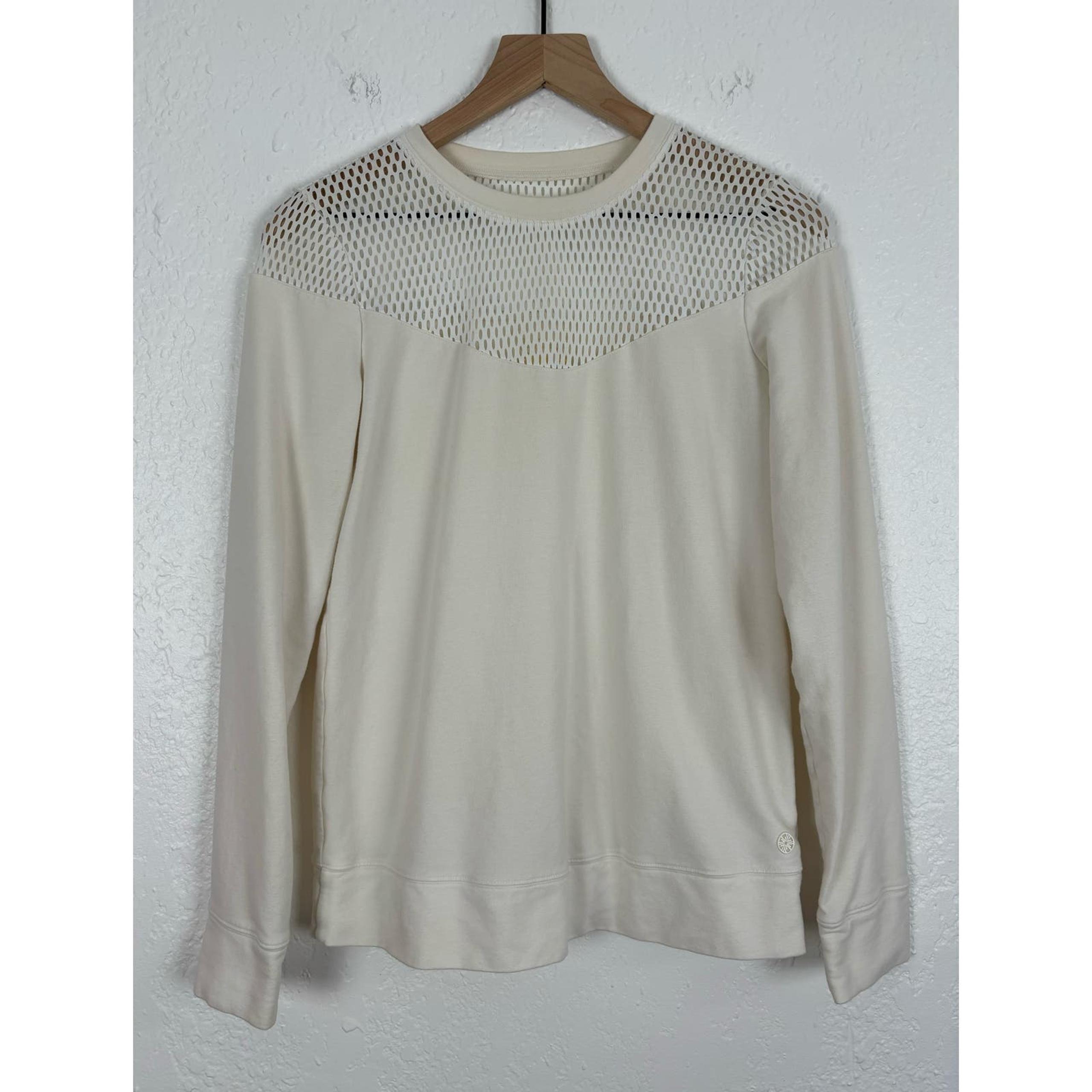 Lilly Pulitzer Luxletic White Crewneck Longsleeve Top Size Small