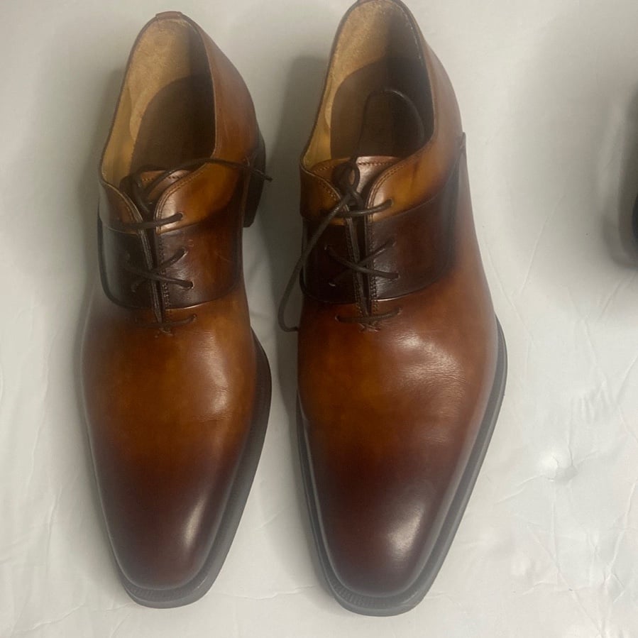 Magnanni two tone leather shoes