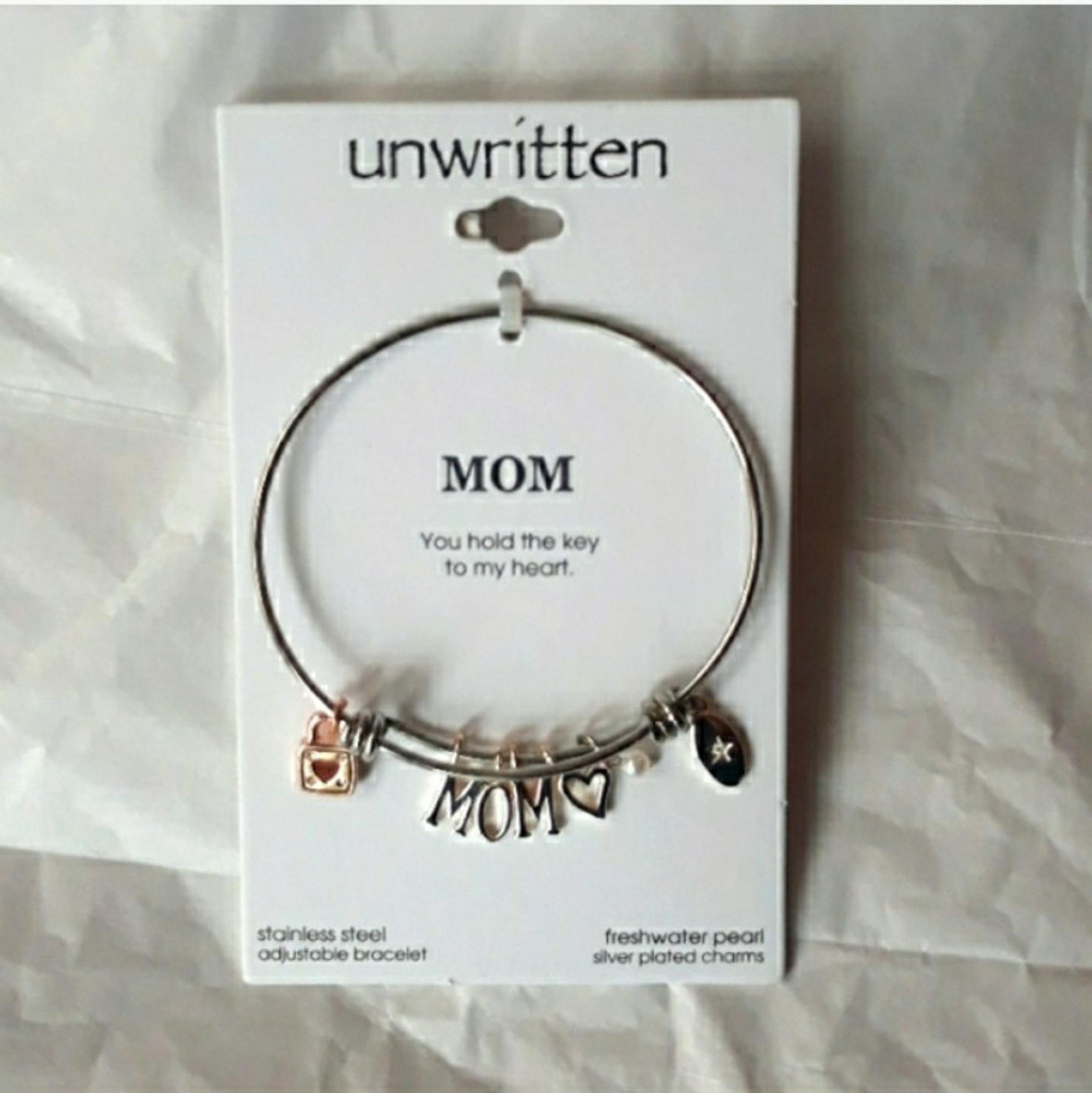 Unwritten adjustable bracelet stainless steel.