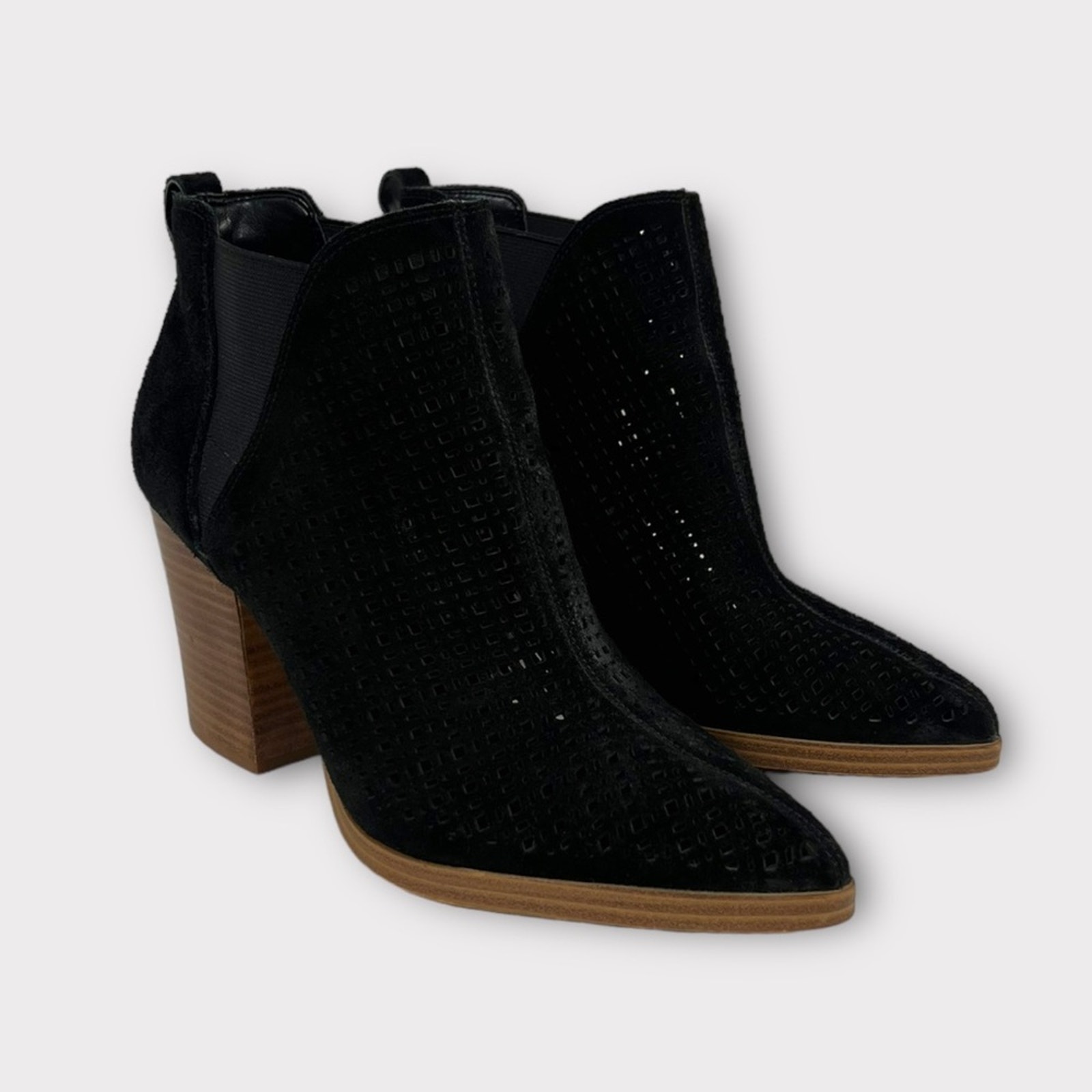 Marc Fisher Arwen Black Suede Bootie Size 8.5