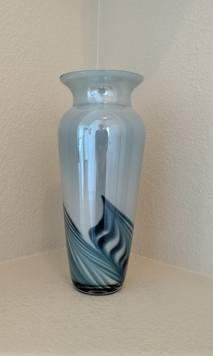 Murano glass blue feathered vase