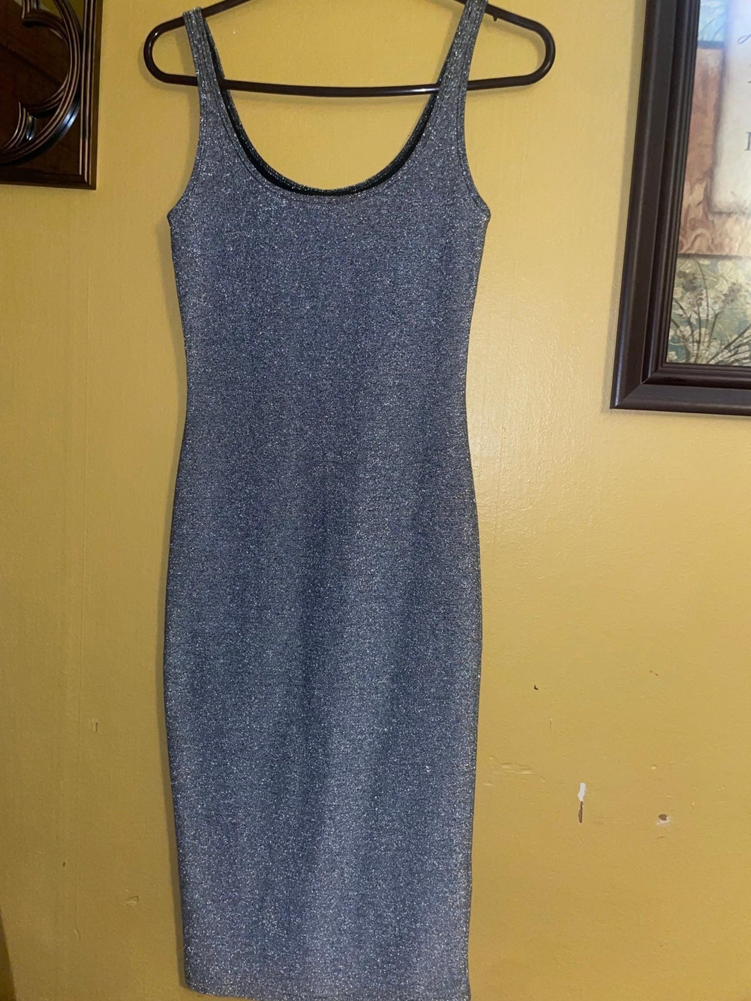 FOREVER21 Sparkly Silver Knee Length Knit Dress