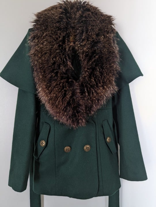 Steve Madden Green Peacoat w/ Cape & Removable Faux Fur
