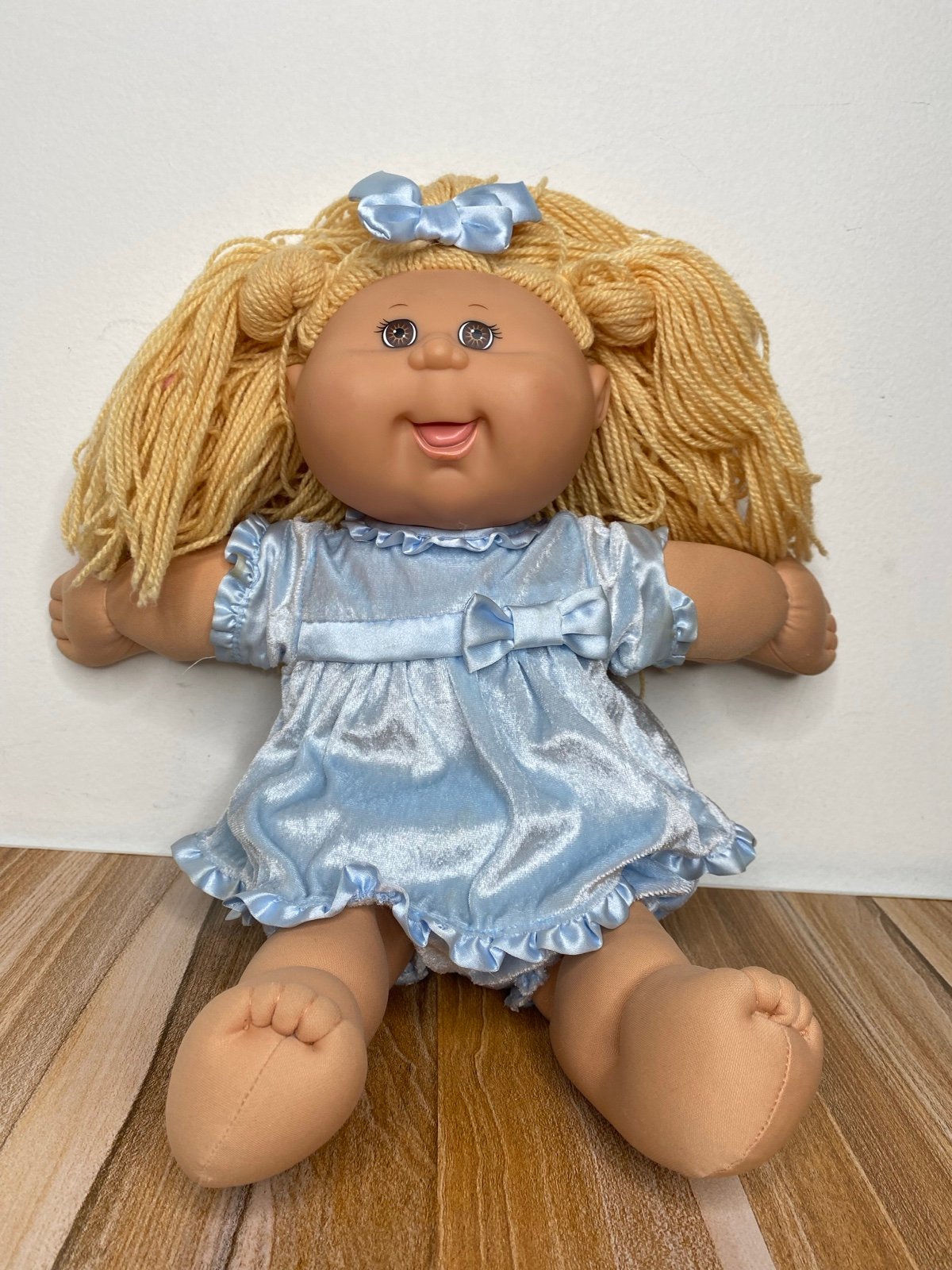 Cabbage Patch Vintage 2004 PA-5 Play Alone 17” Kids Doll Blonde Hair Brown Eyes