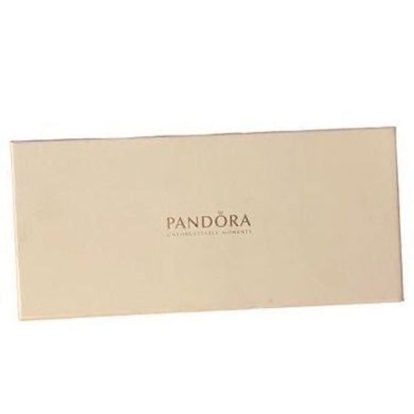 NWT Pandora travel, jewelry, case with zippered pockets, white women’s