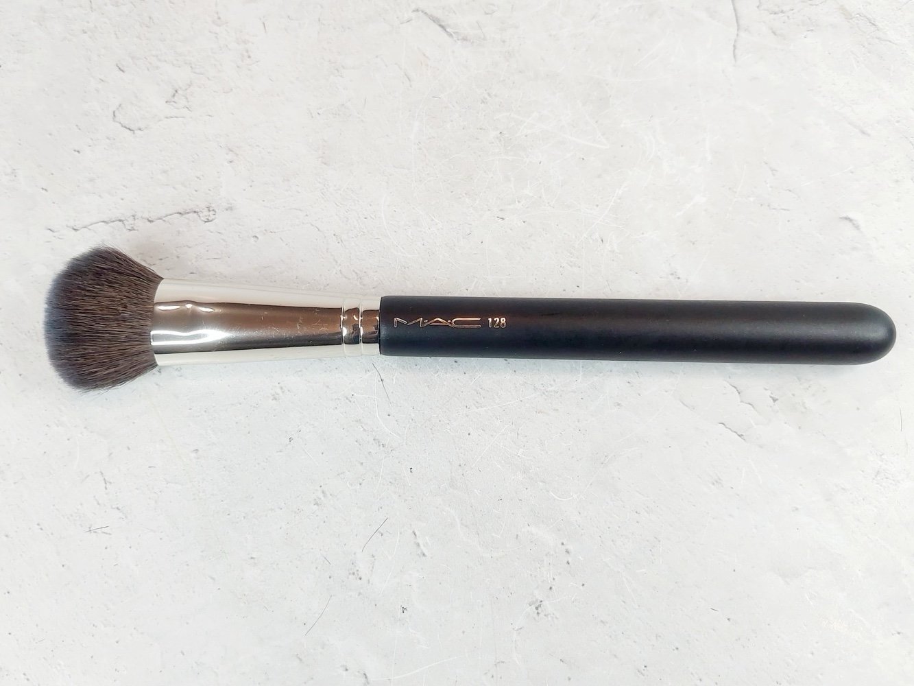 MAC 128 Split Fibre Cheek Brush