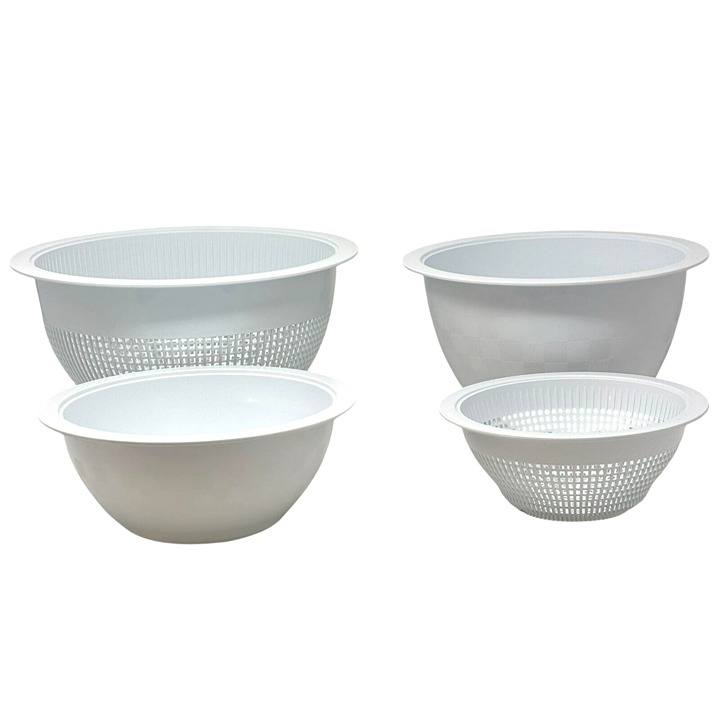 THE PAMPERED CHEF 4 Pc Nesting Colanders Bowls