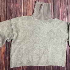 Free People Turtleneck Light Grey Sweater Size Women Medium