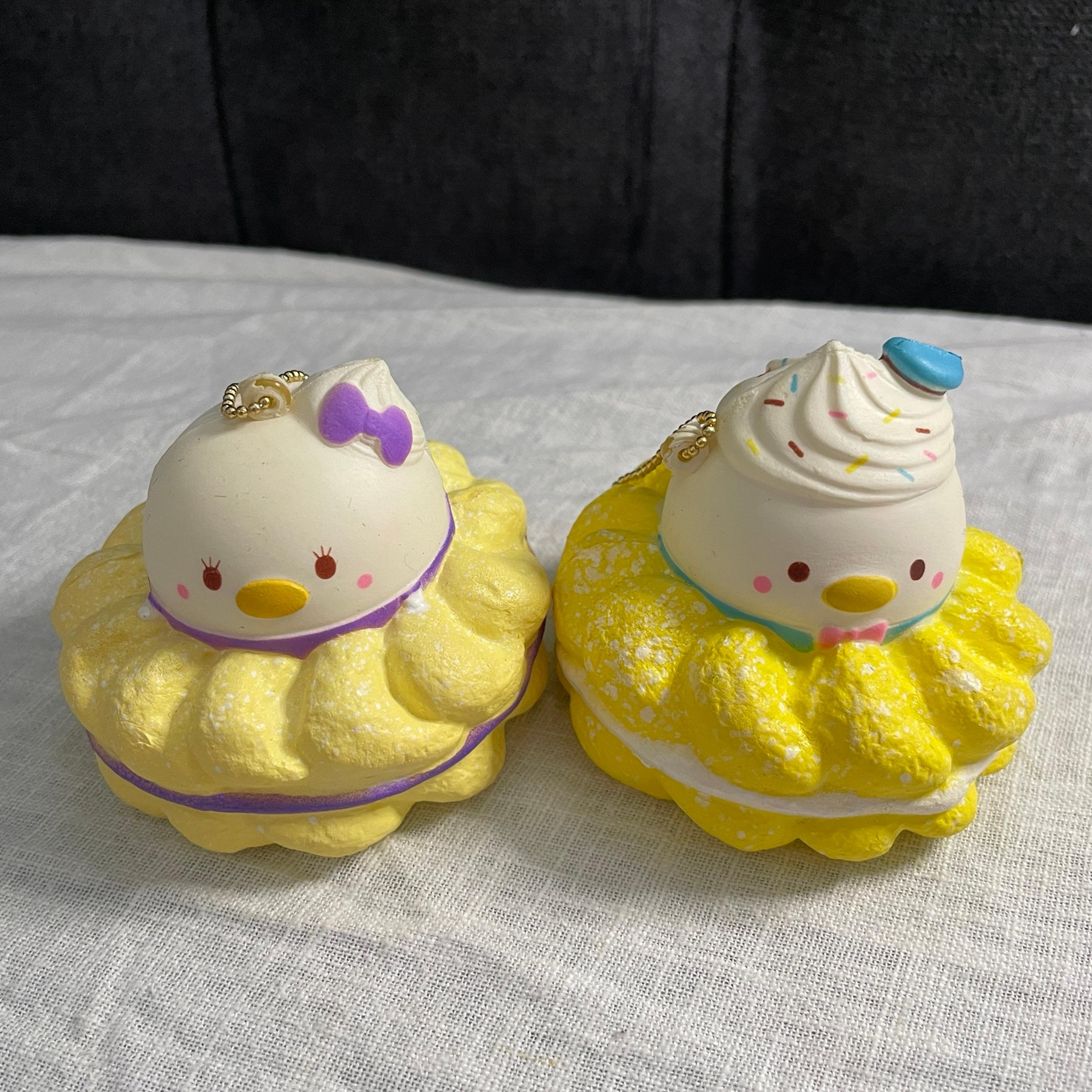 donald duck and daisy squishy