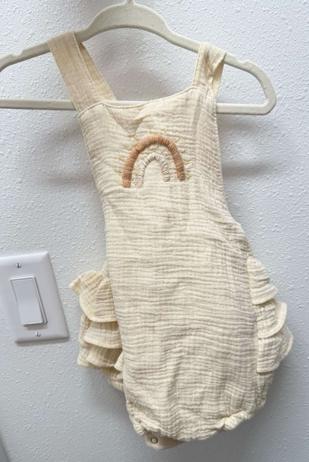 Wild Wawa Rainbow Ruffle Romper NWT 18-24 months