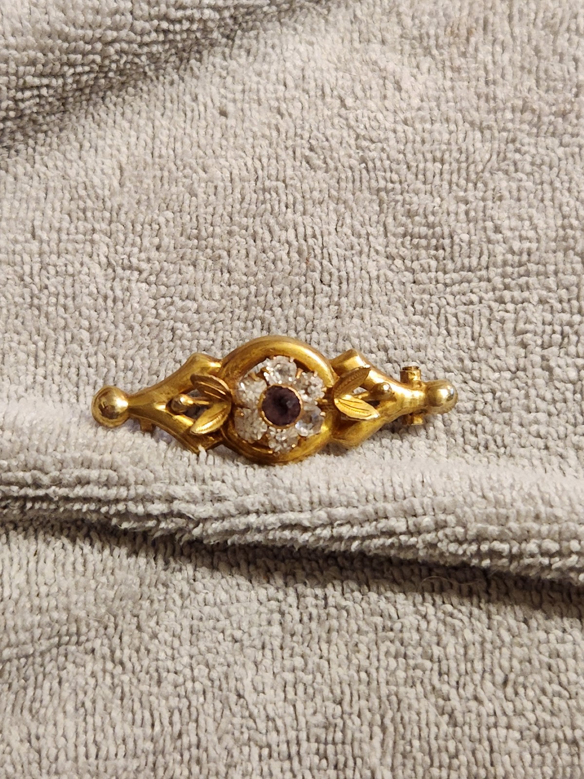 Antique Flower Amethyst Purple White Gemstone Gold 12k Brooch Pin Victorian