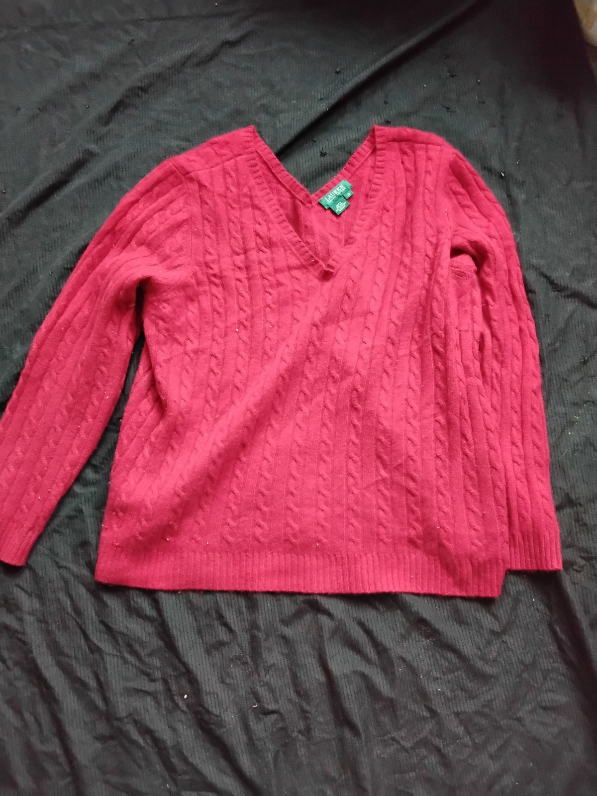 Ralph Lauren cable knit V-neck sweater, size 2X.