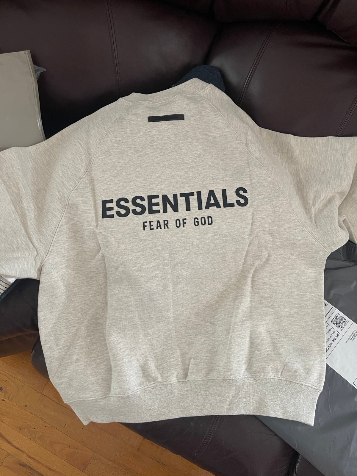 Essentials (FOG) crewneck oatmeal XS