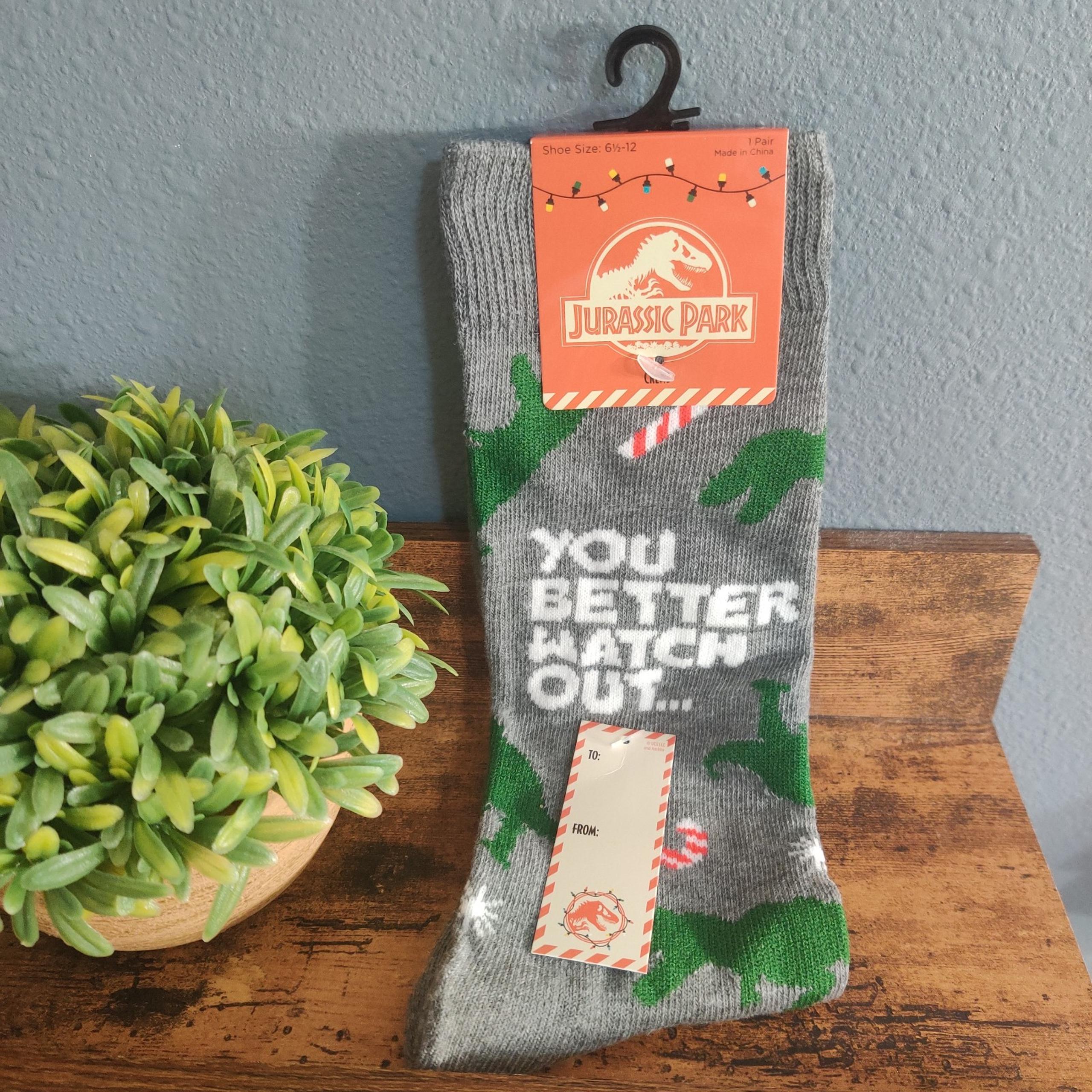 Jurassic Parks men's sock NWT crew Christmas 1 pair size 6.5-12 universal world