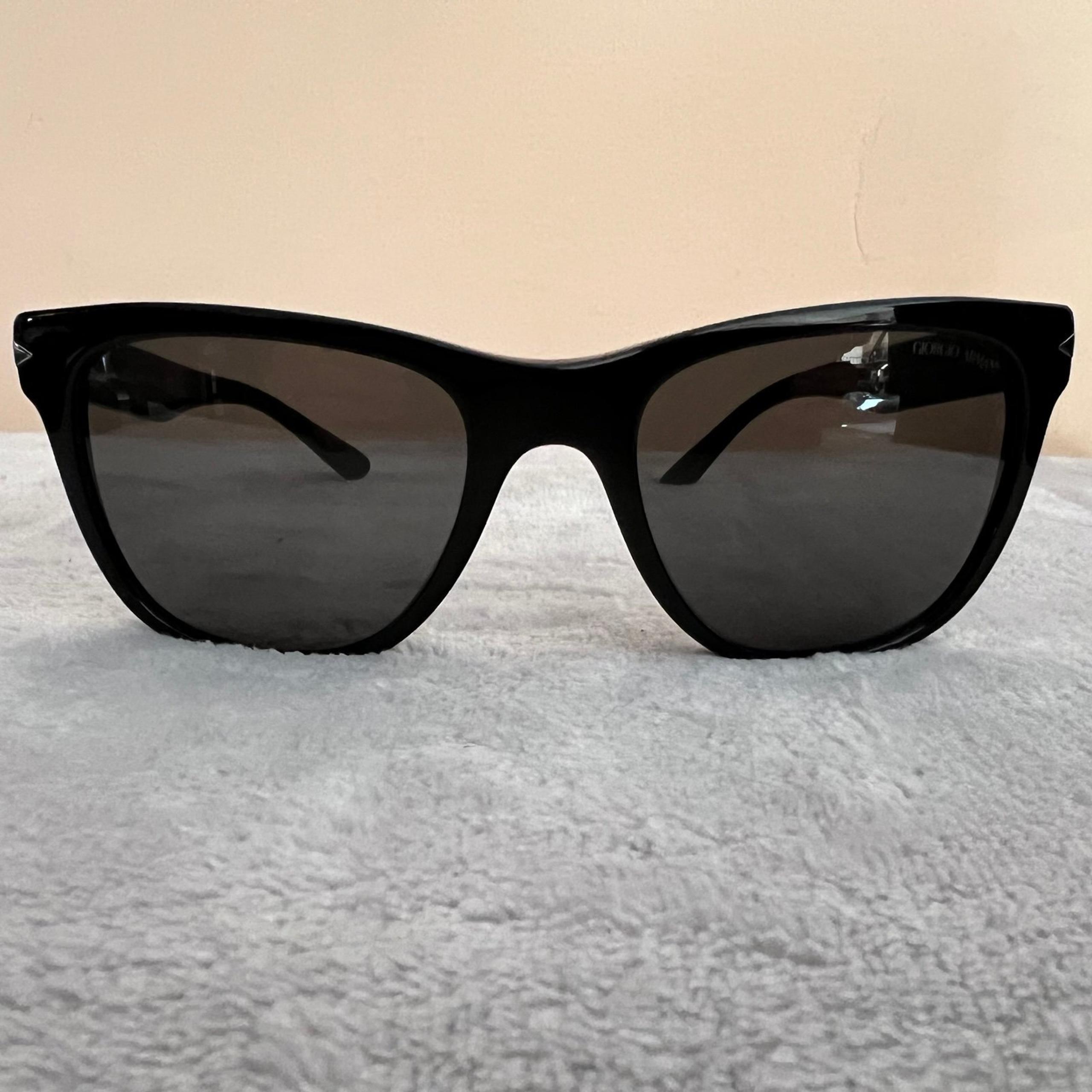 New Giorgio Armani black sunglasses model AR8133 500187 54