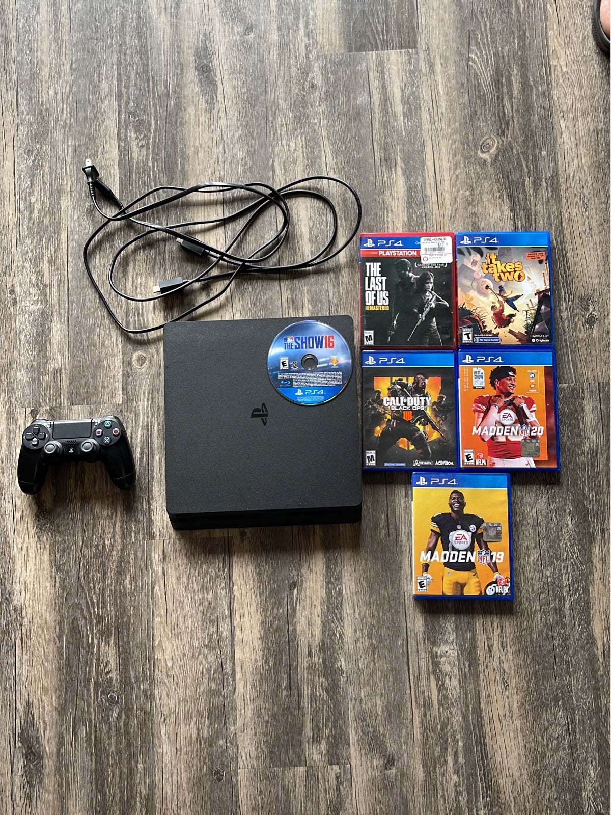 Sony PlayStation 4 Slim Console in Black 1 TB