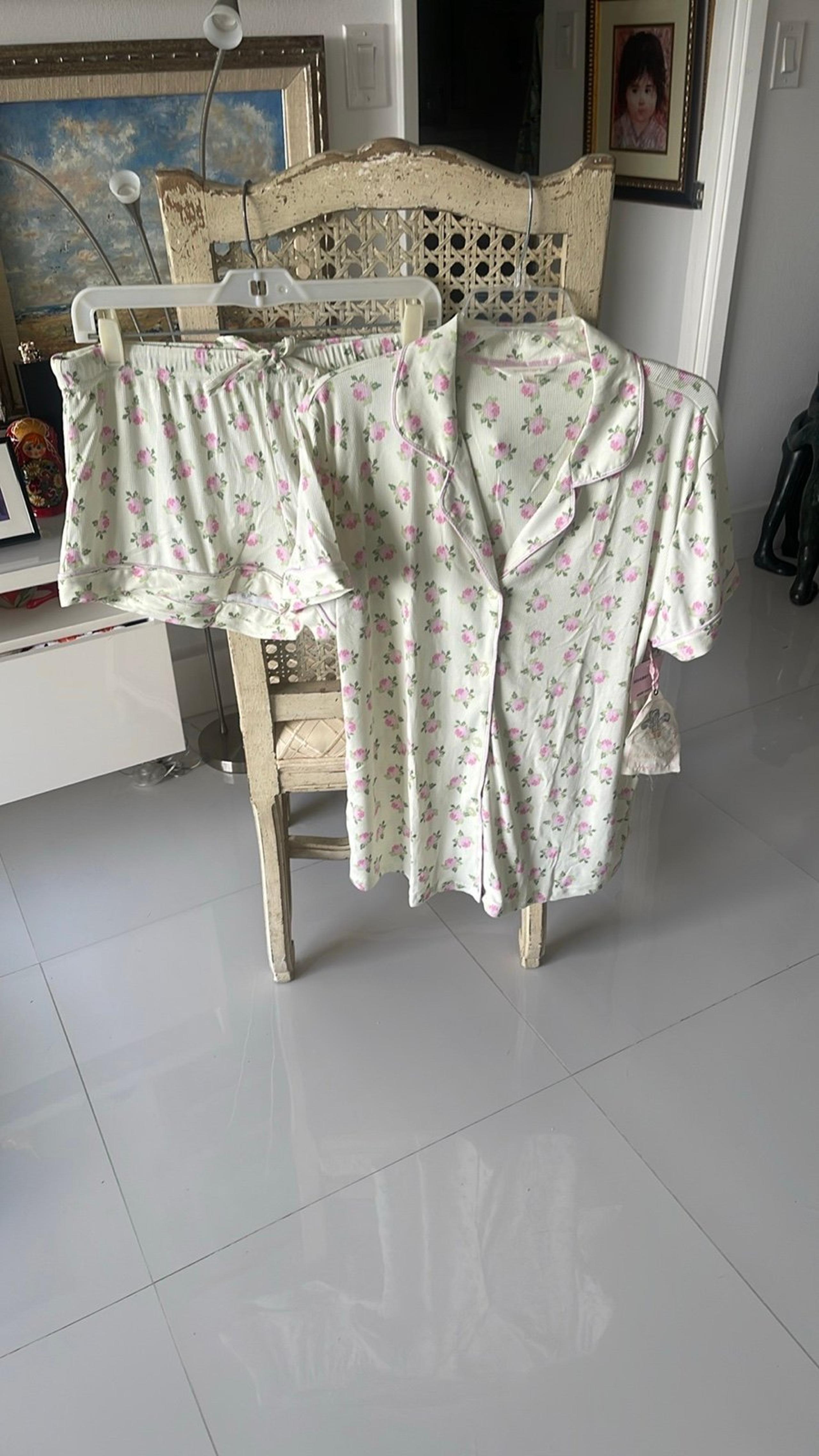 Shabby Chic Light Green & Floral Print Loungewear/Sleepwear/PJ Set