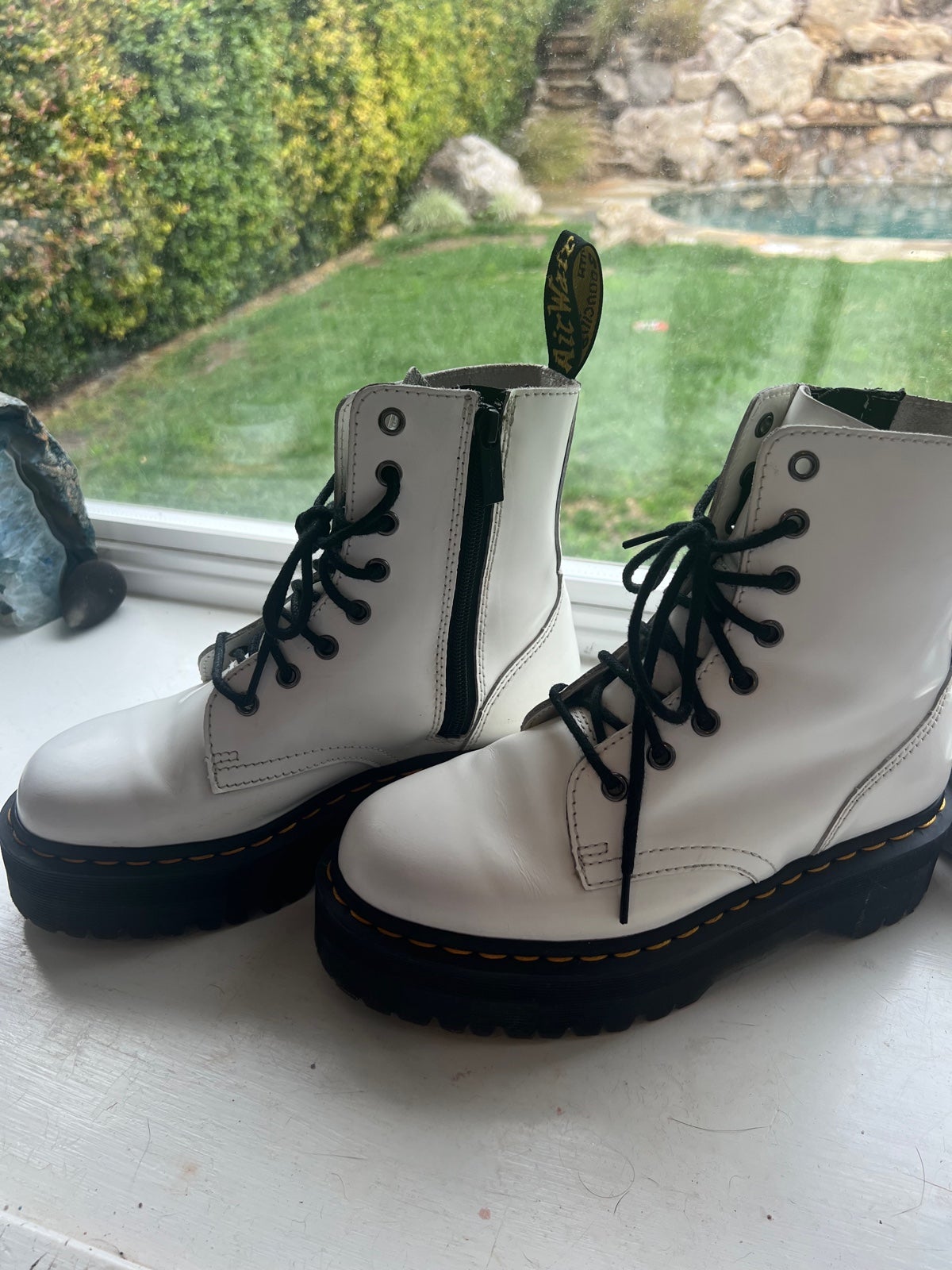 Doc Martens Jadon White