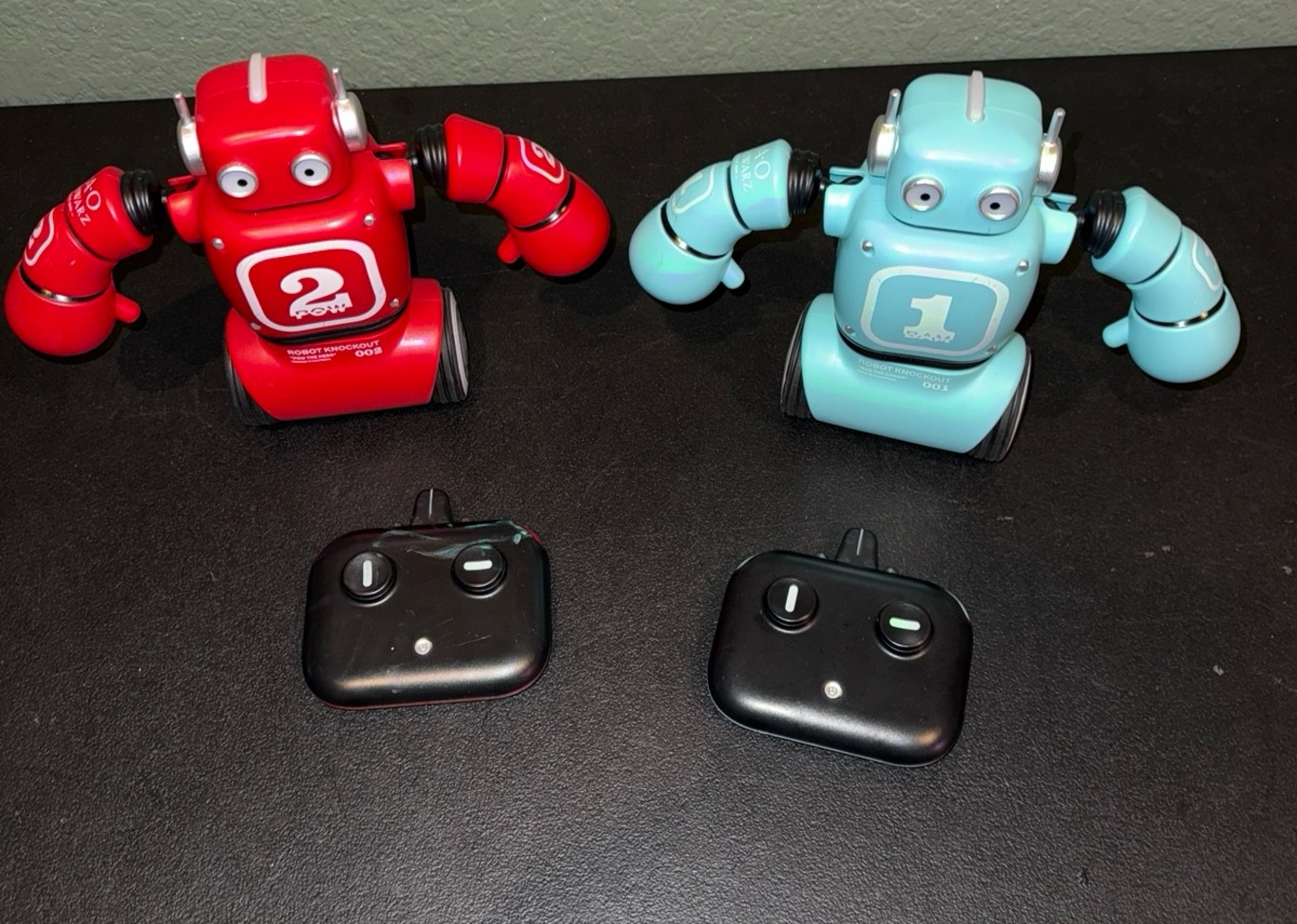FAO Scwartz robot knockout pow bam remote control set of 2