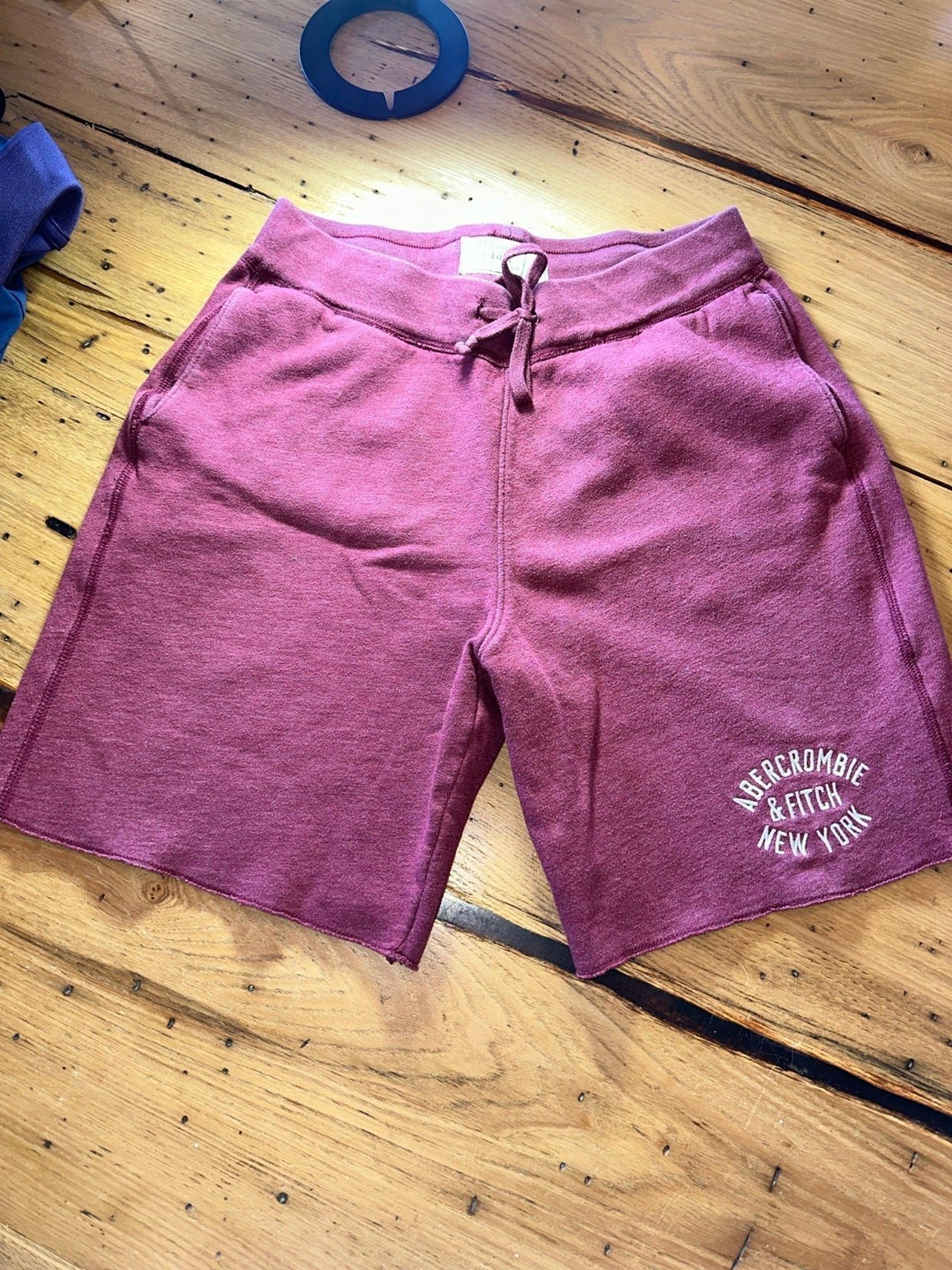 Men’s Small Abercrombie & Fitch Sweat Shorts with pockets