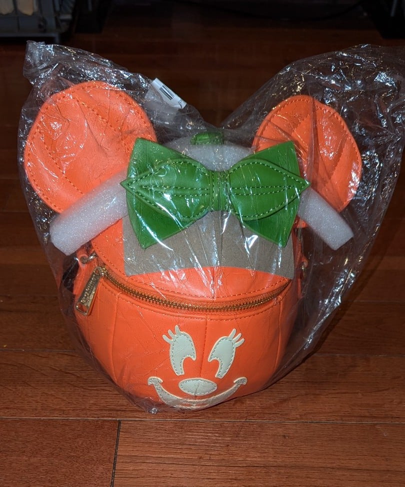 Minnie Mouse Pumpkin Loungefly
