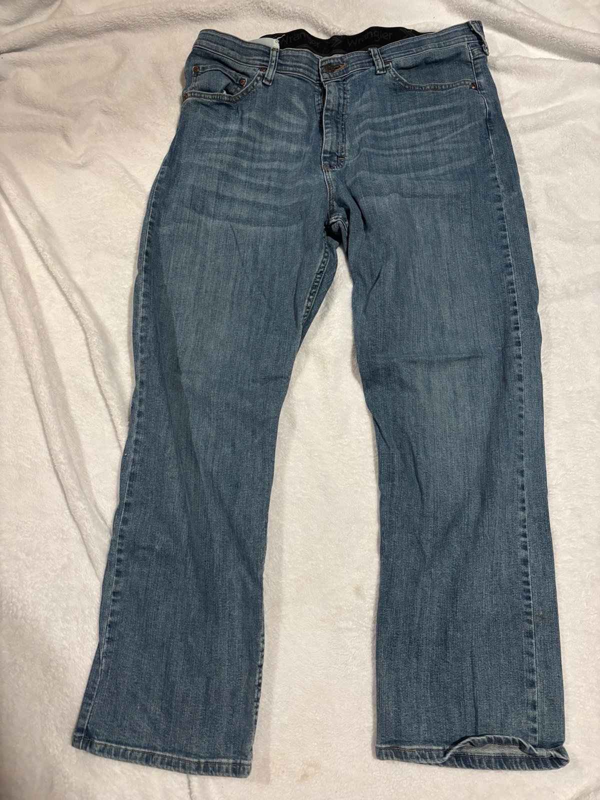 Men’s 36X30 Wrangler Light Blue Denim Jeans