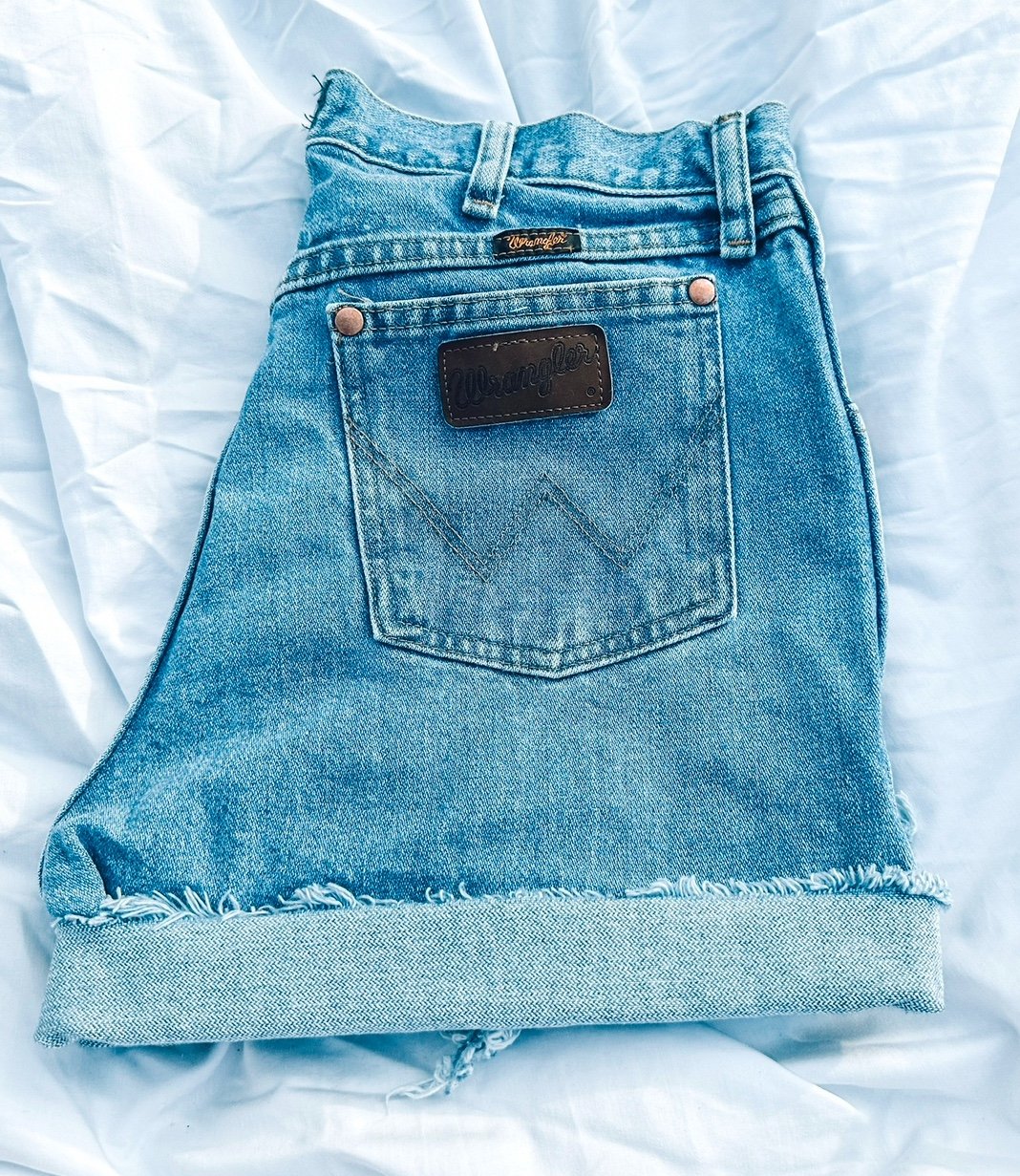 Vintage vtg 80s-90s cut off wrangler distressed summer shorts