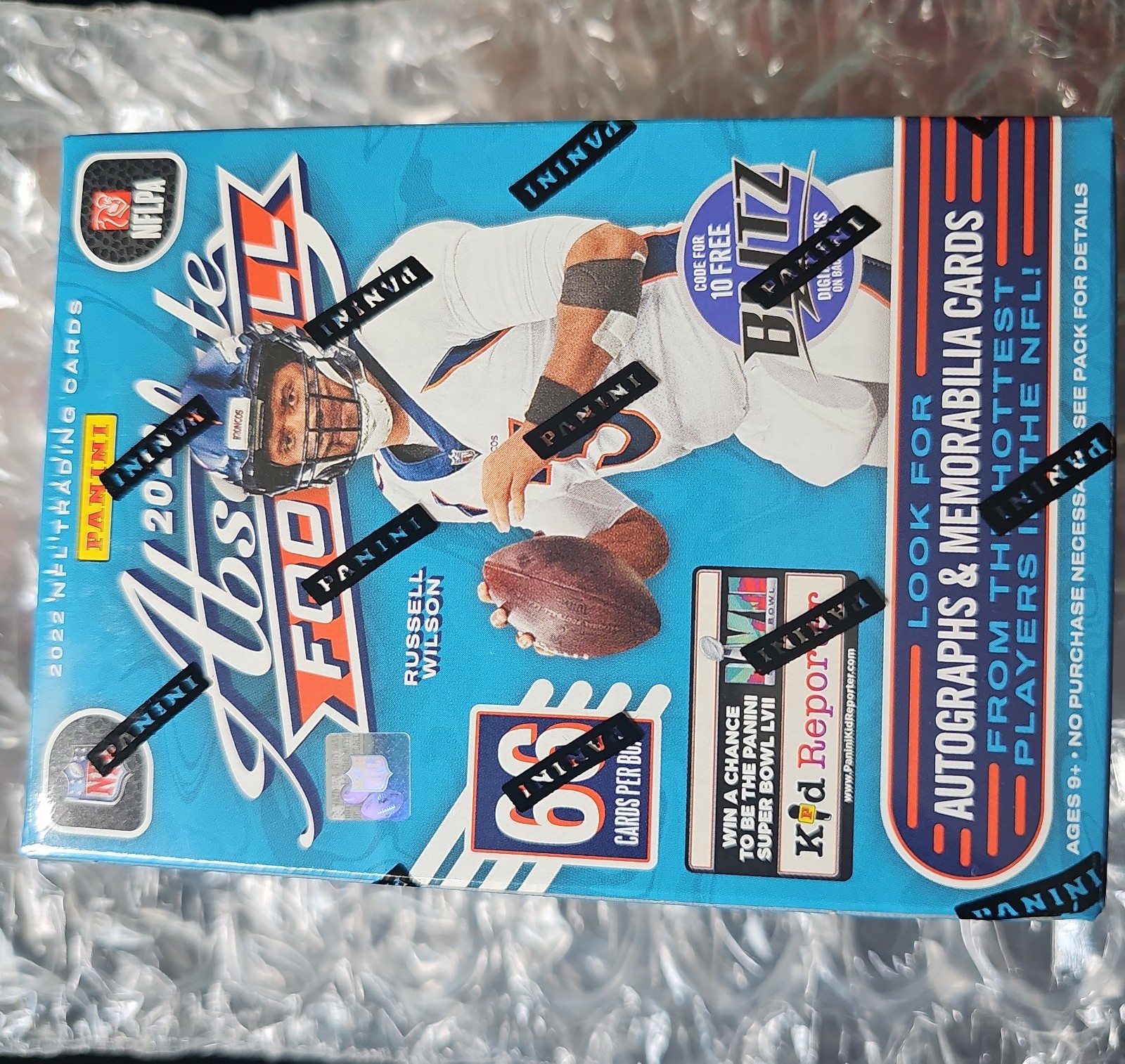 2022 Panini Absolute NFL football box