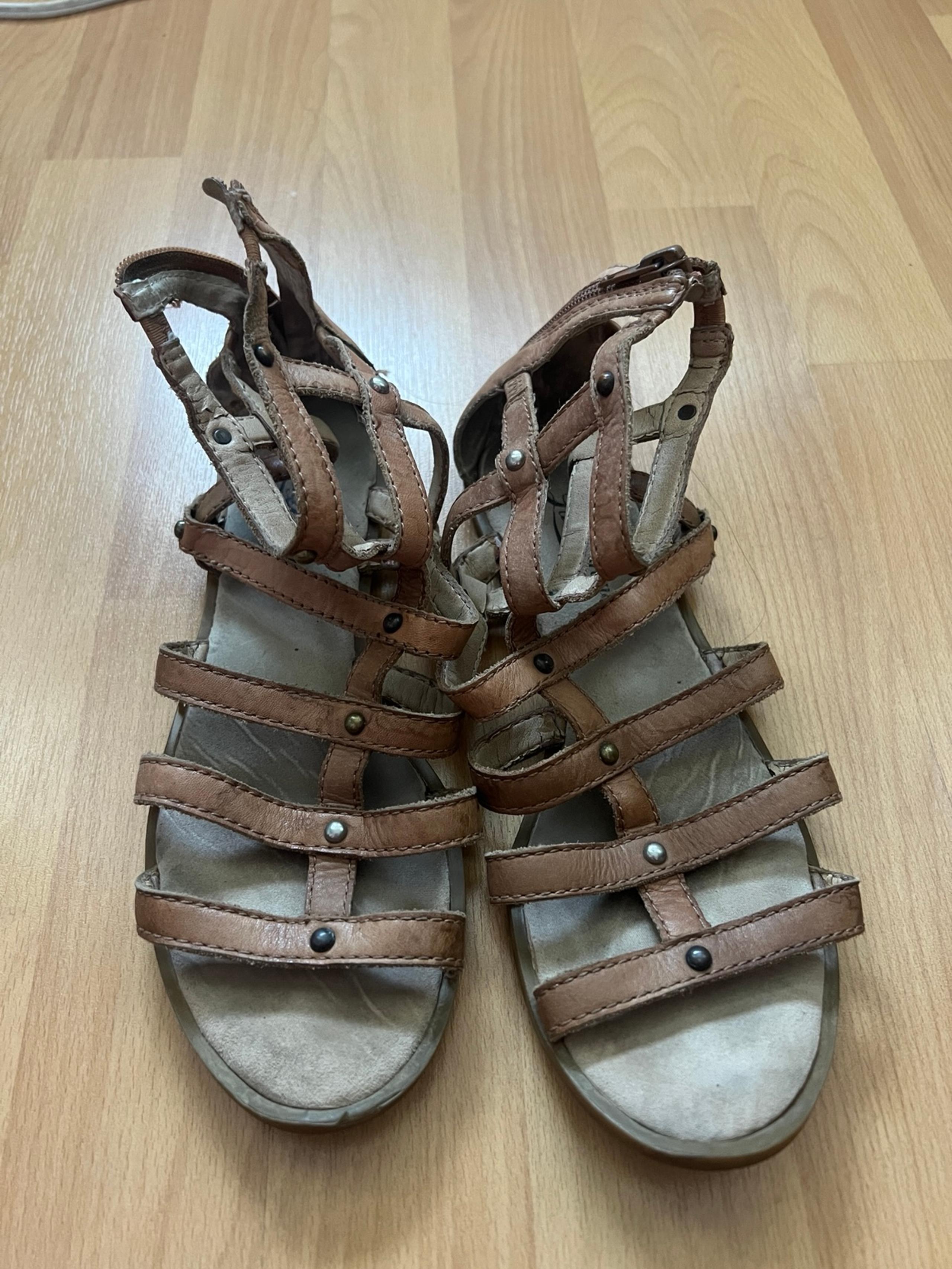 Lucky Brand Gladiator Sandals