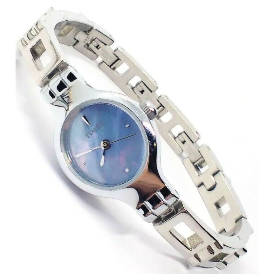 Beautiful 2002 Timex Quartz Mother Of Pearl Dial Silver Tone Women's Watch