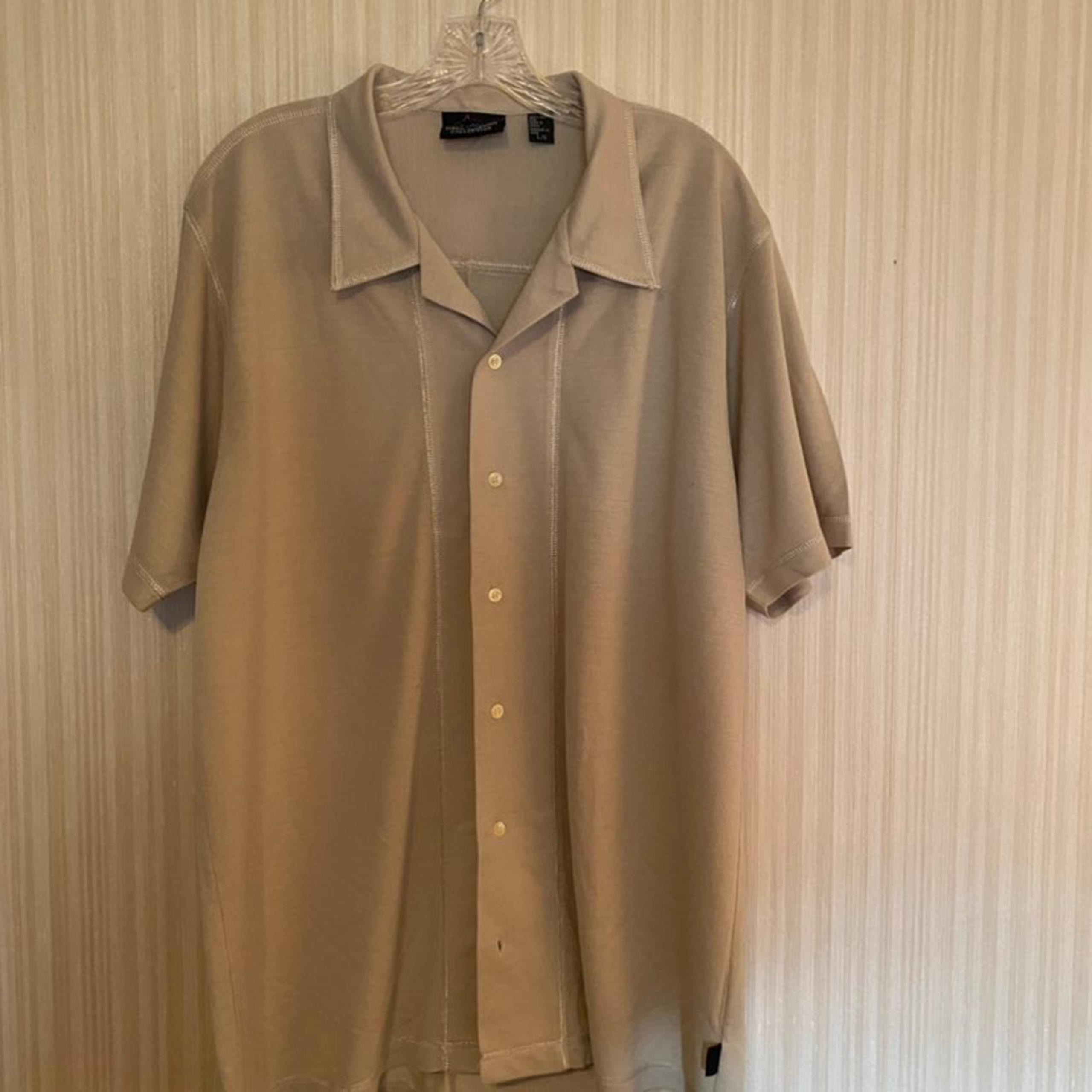 Mens Greg Norman Collection Button Front Shirt Golf Size L Button Missing