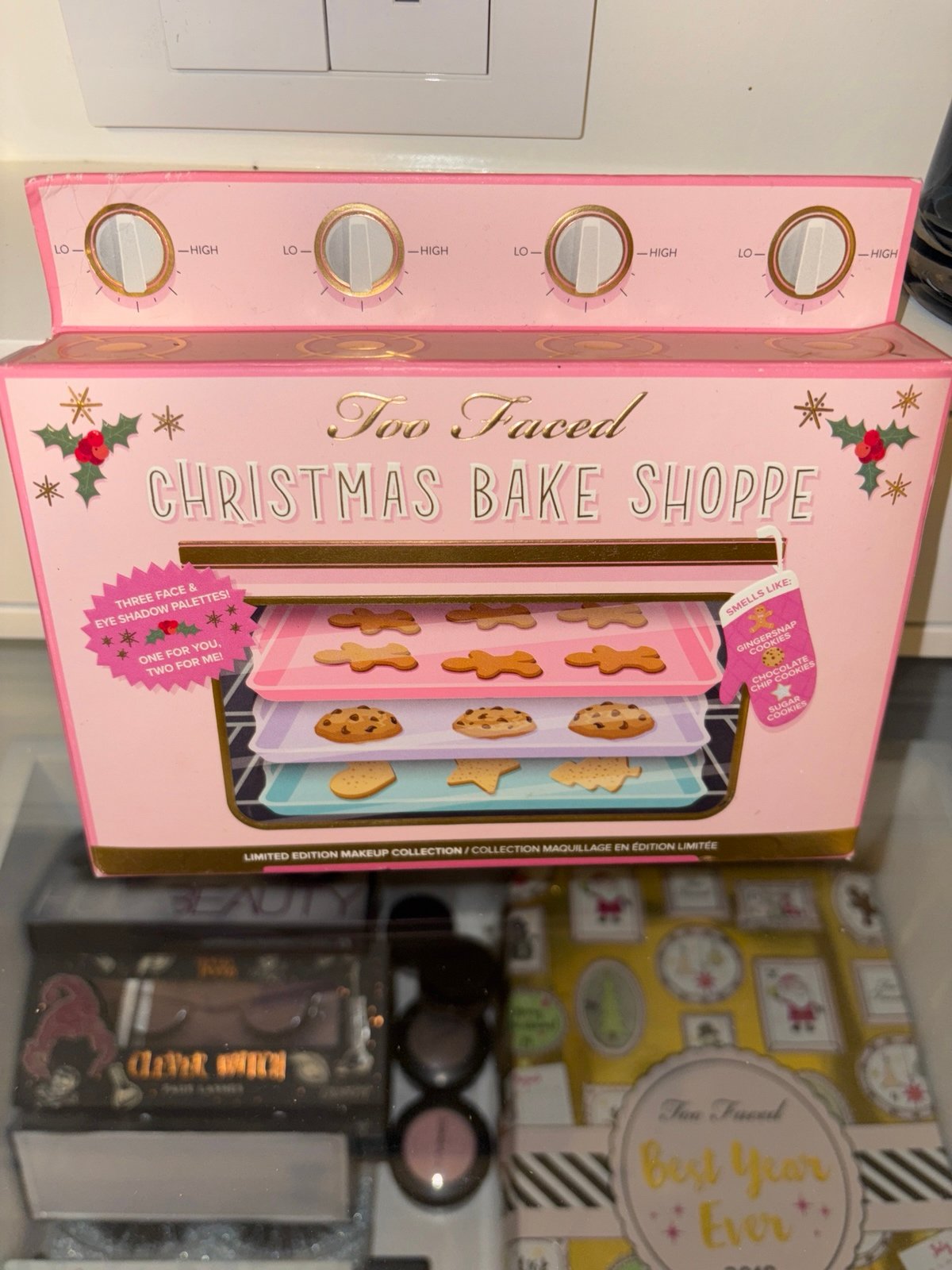 Too Faced limited edition Christmas bake shop eyeshadow, palette set