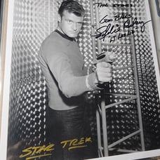 Eddie Paskey  autographed photo 8x10 as Lt Leslie Star Trek W/COA
